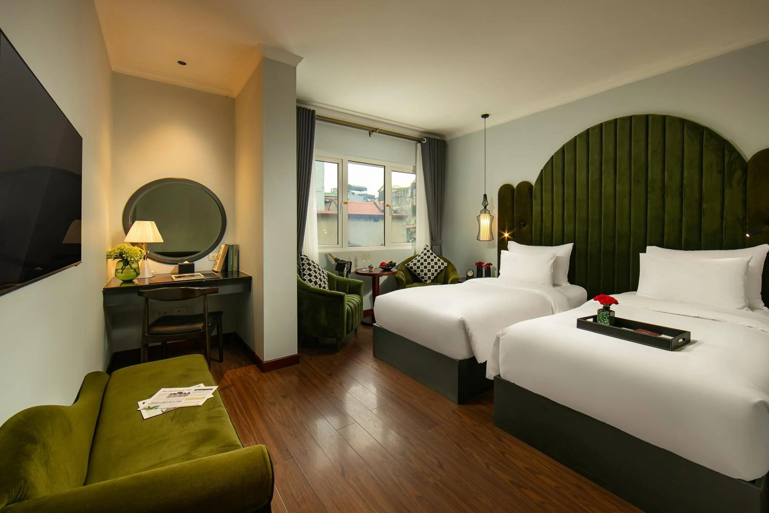 Photo of the whole room, Bed in La Mejor Hotel & Sky Bar