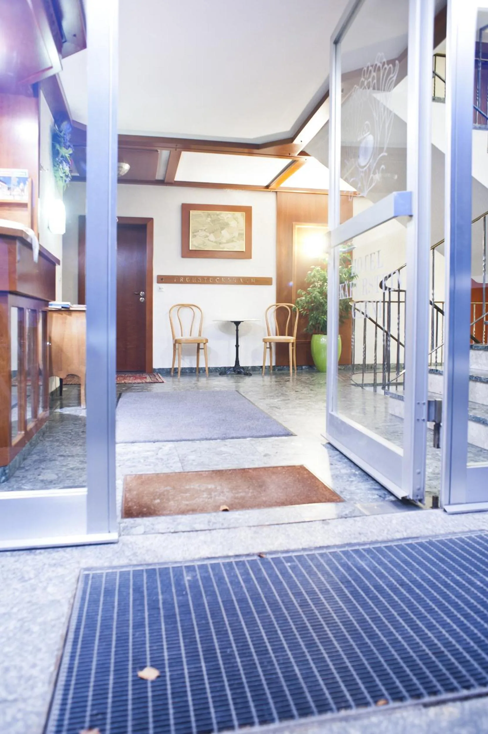 Facade/entrance in Hotel Käferstein garni