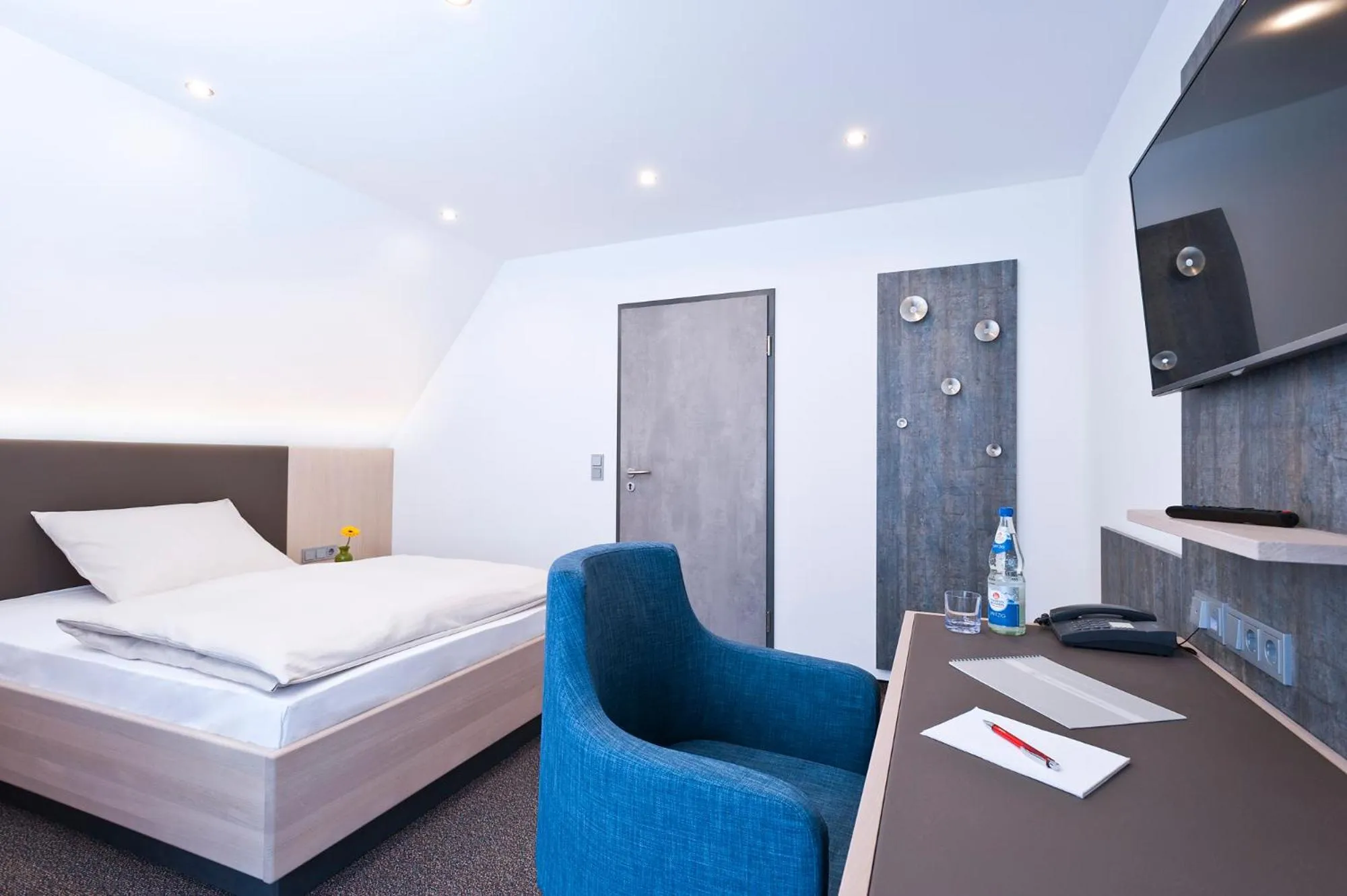 Photo of the whole room, Bed in Hotel Käferstein garni