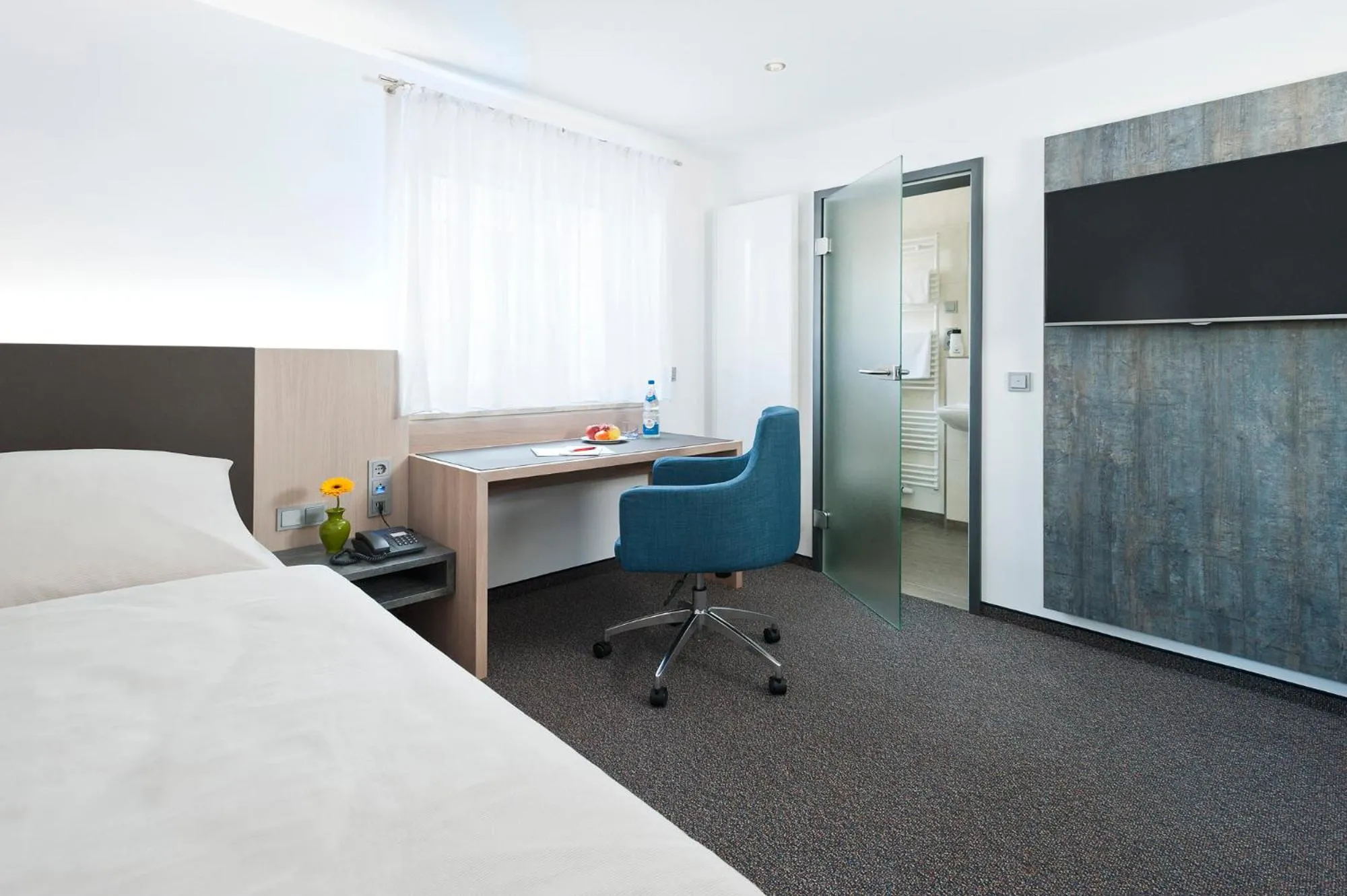 Photo of the whole room, Bed in Hotel Käferstein garni