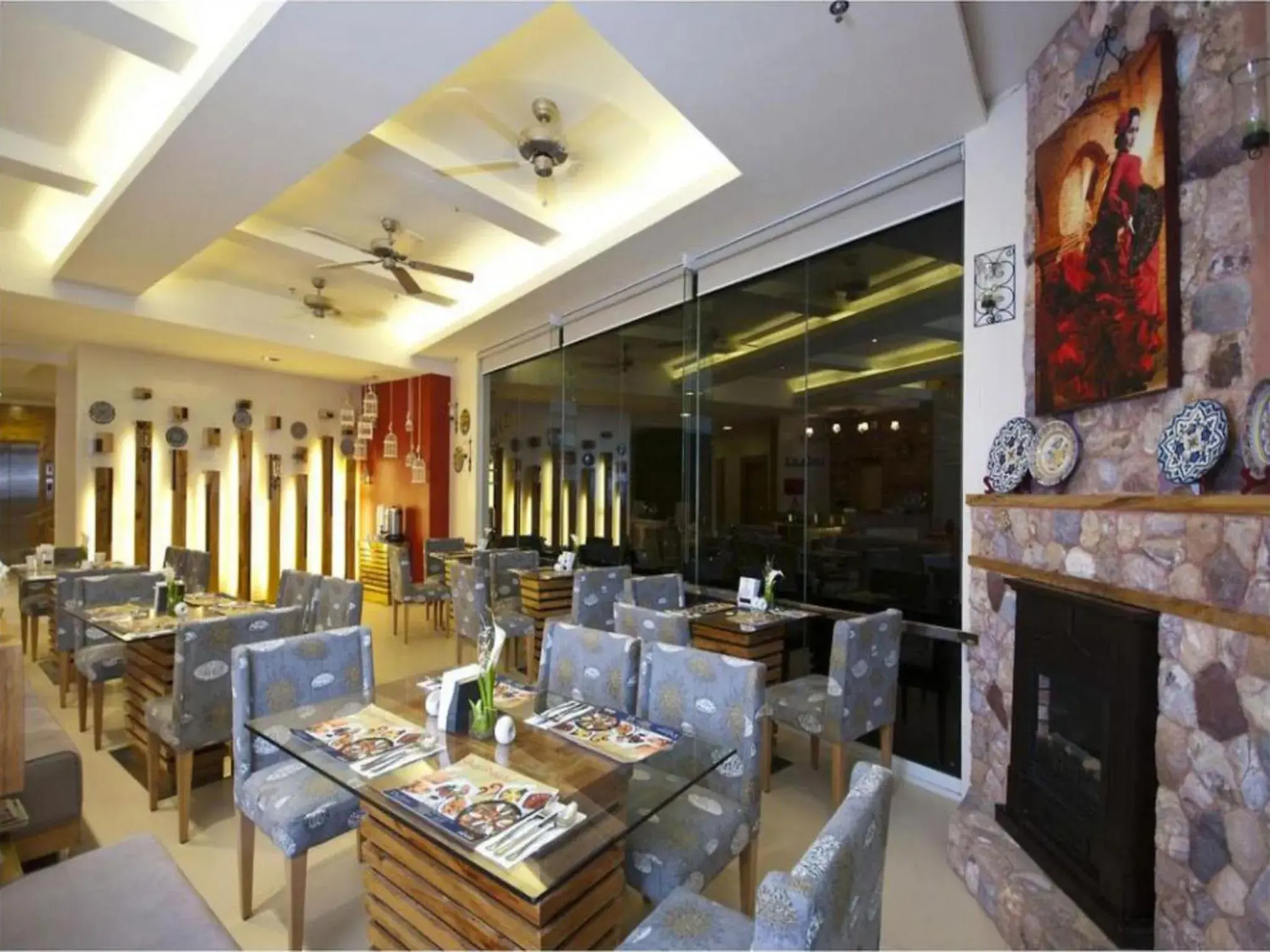 Restaurant/places to eat in Chalet Baguio Restaurant/places to eat in Chalet Baguio