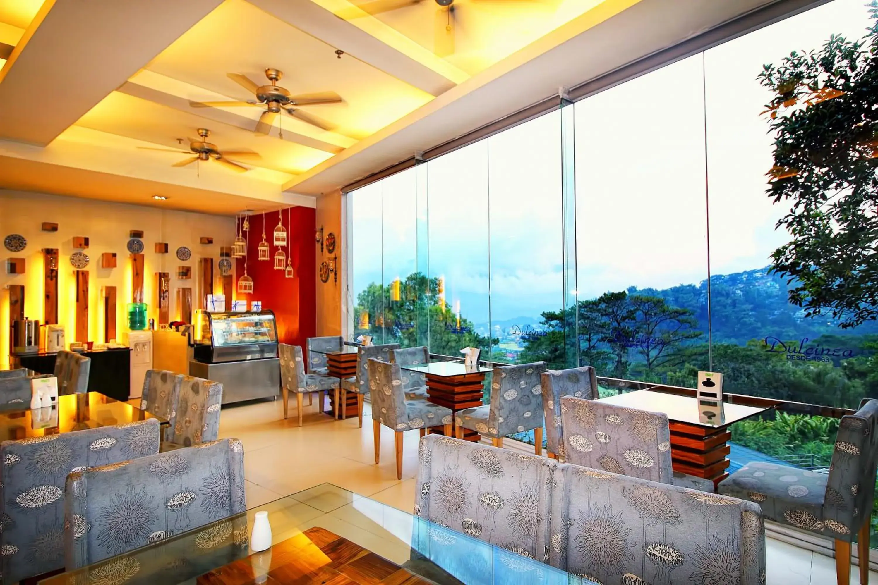 Restaurant/places to eat in Chalet Baguio Restaurant/places to eat in Chalet Baguio