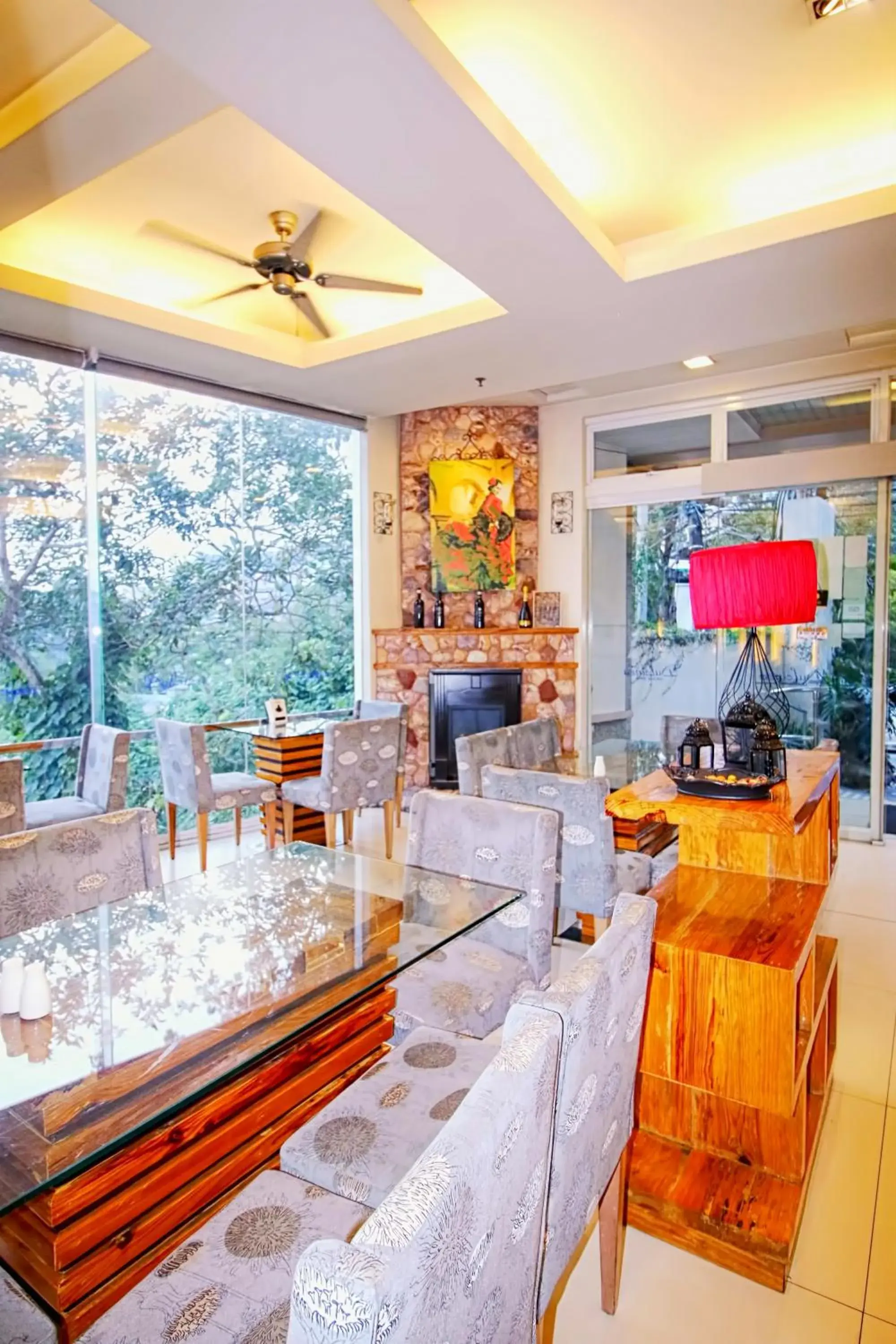 Restaurant/places to eat in Chalet Baguio Restaurant/places to eat in Chalet Baguio