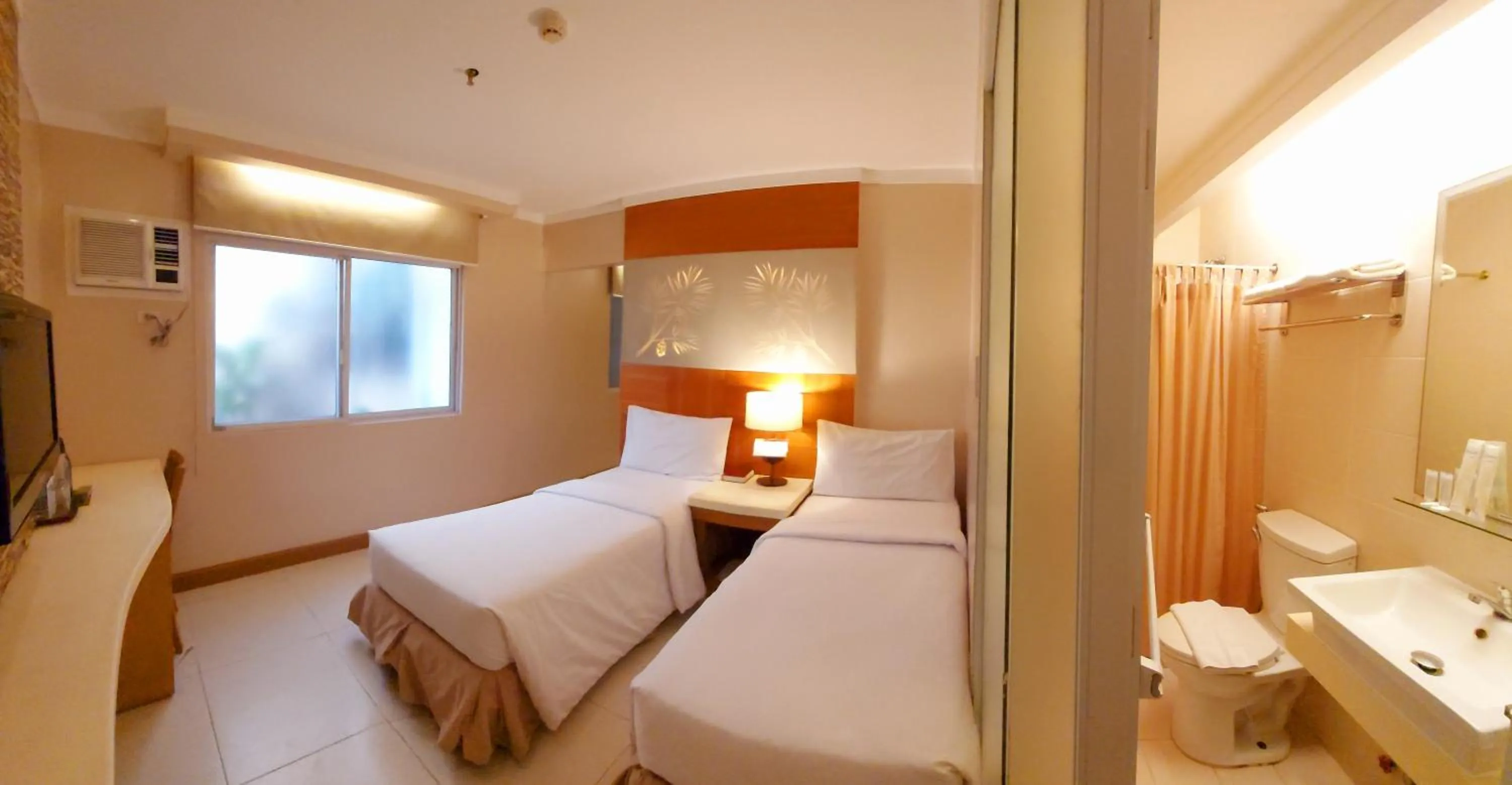 Bedroom, Bed in Chalet Baguio