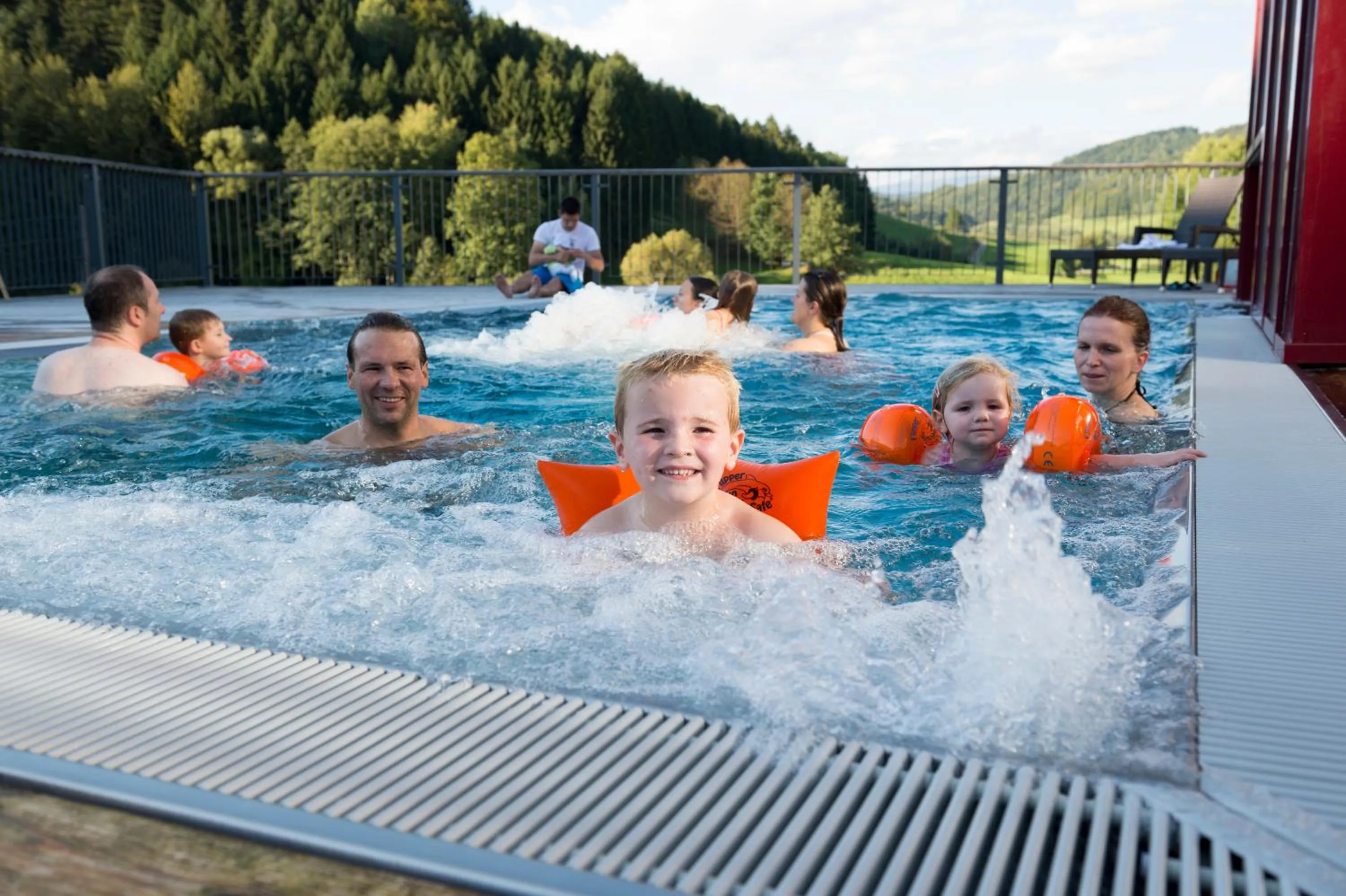 Swimming pool in Familotel Schreinerhof