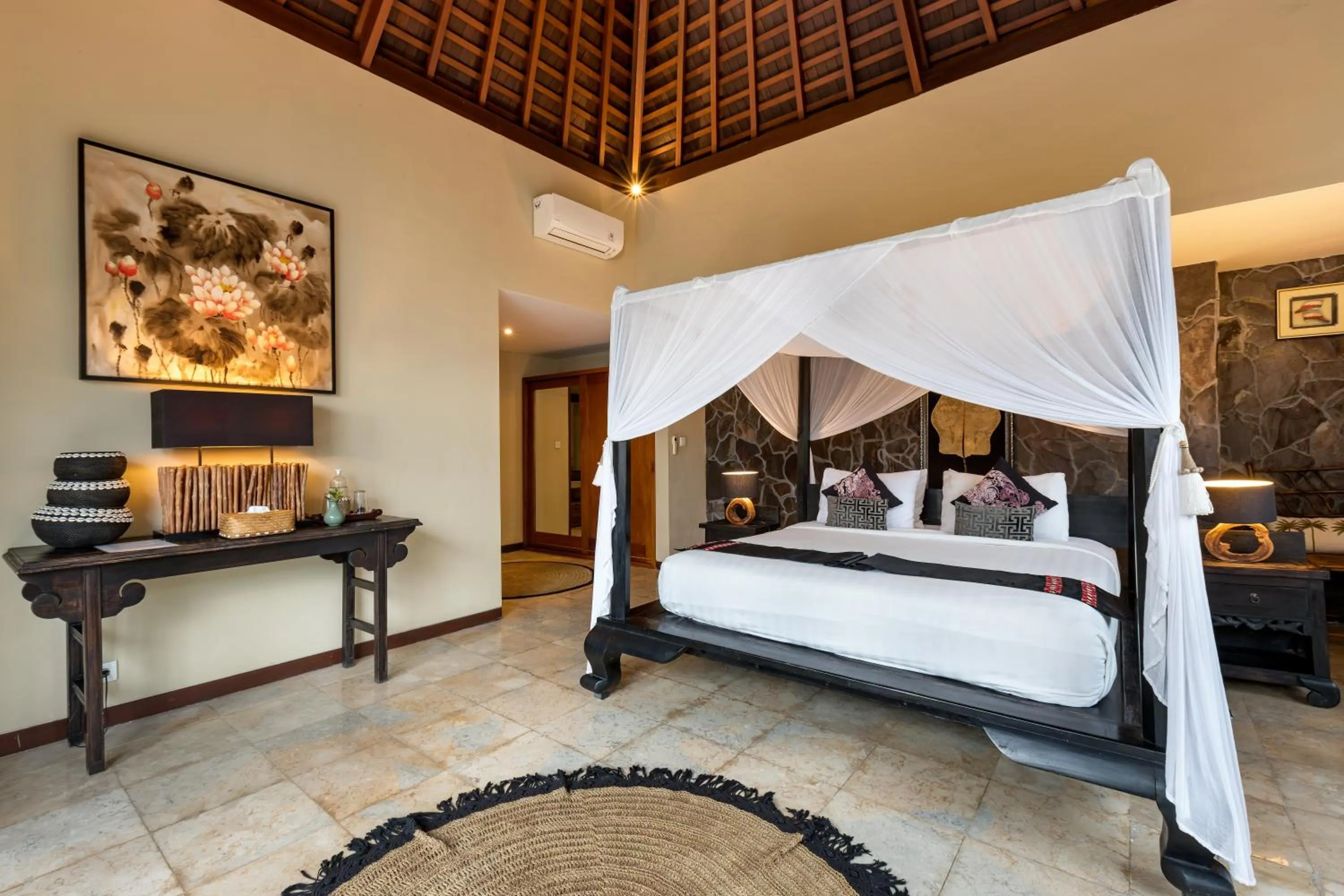 Bed in Jabunami Estate