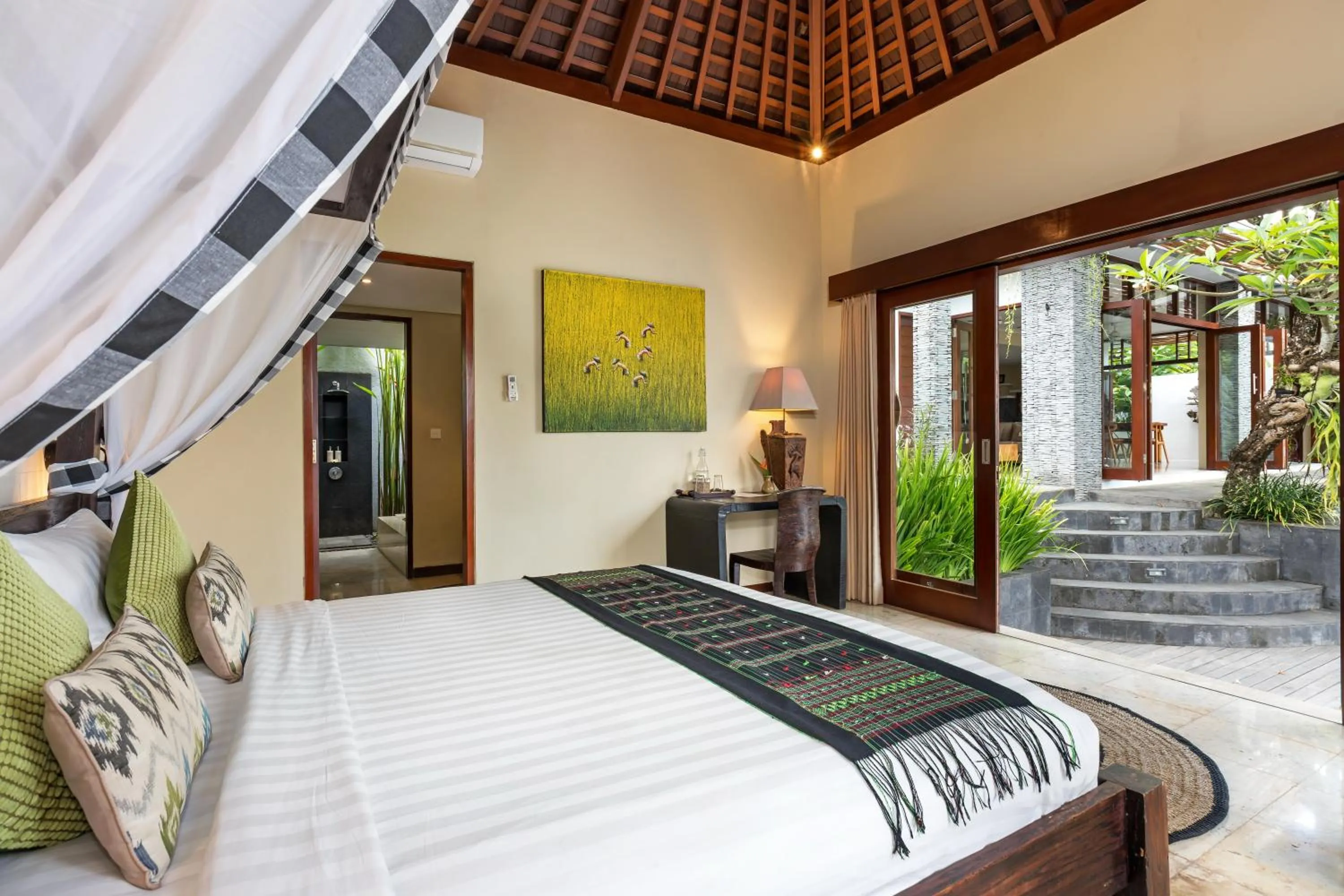 Bed in Jabunami Estate