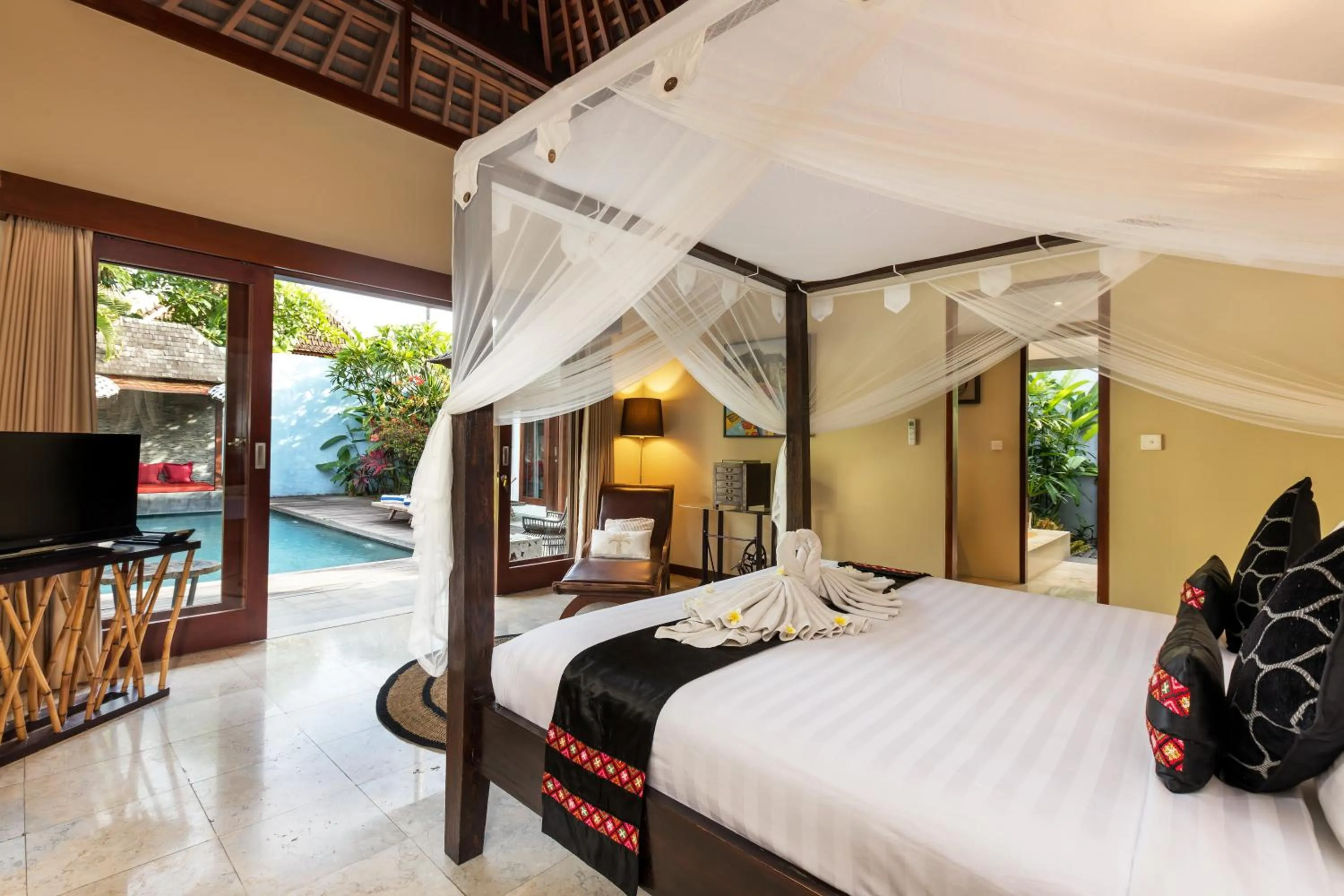 Photo of the whole room, Bed in Jabunami Estate