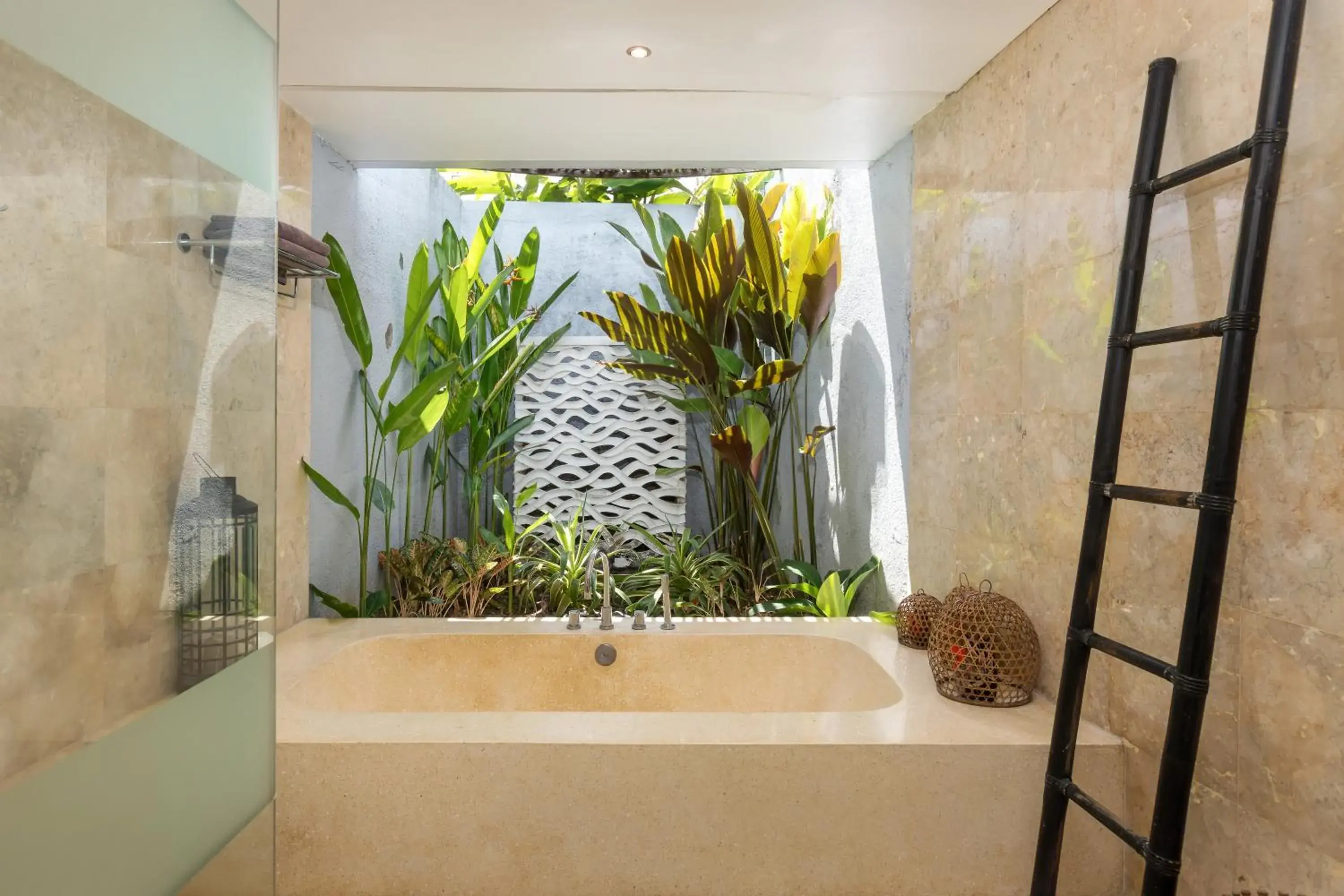 Bathroom in Jabunami Estate Bathroom in Jabunami Estate