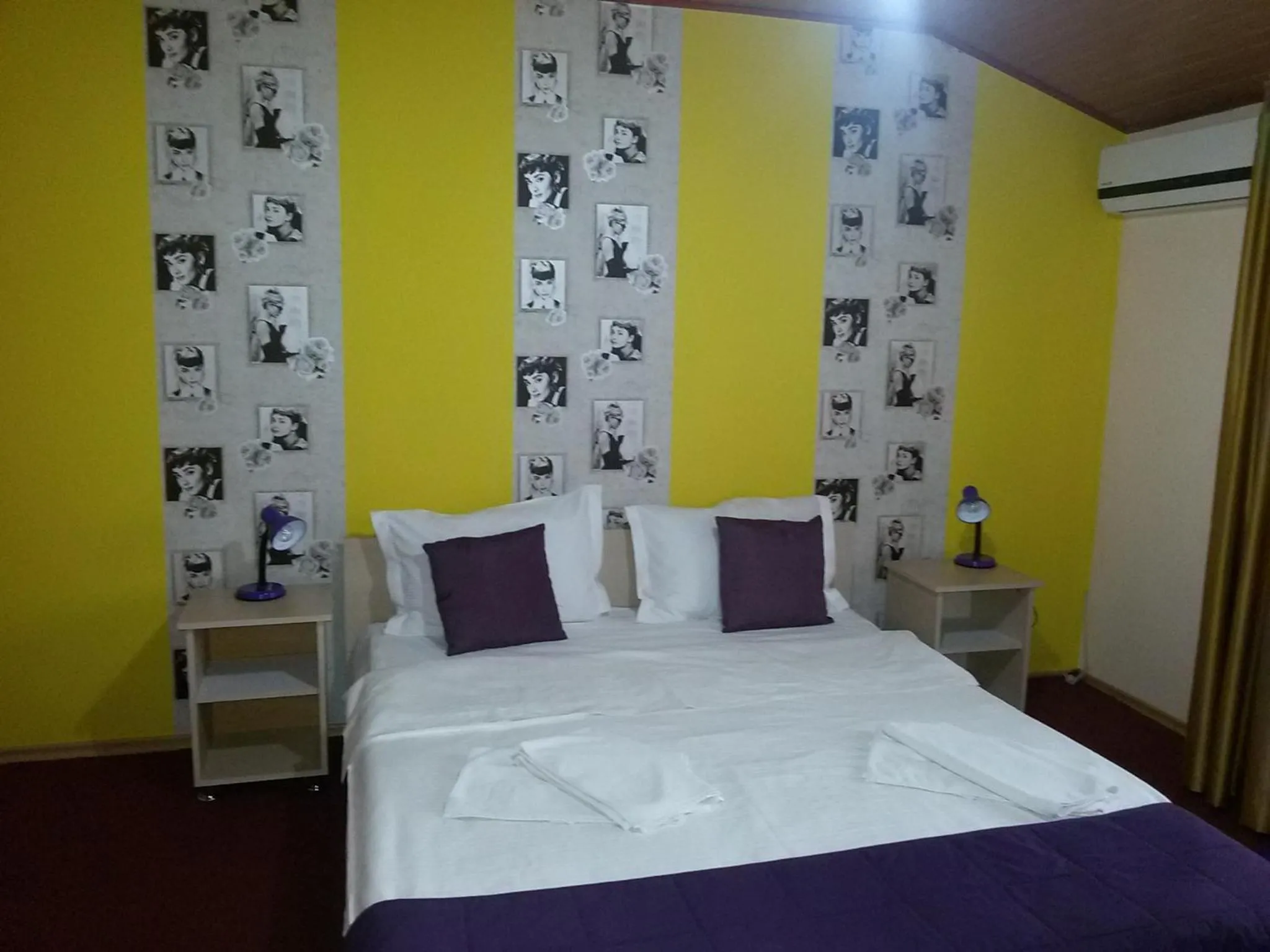 Decorative detail, Bed in City Comfort Villa