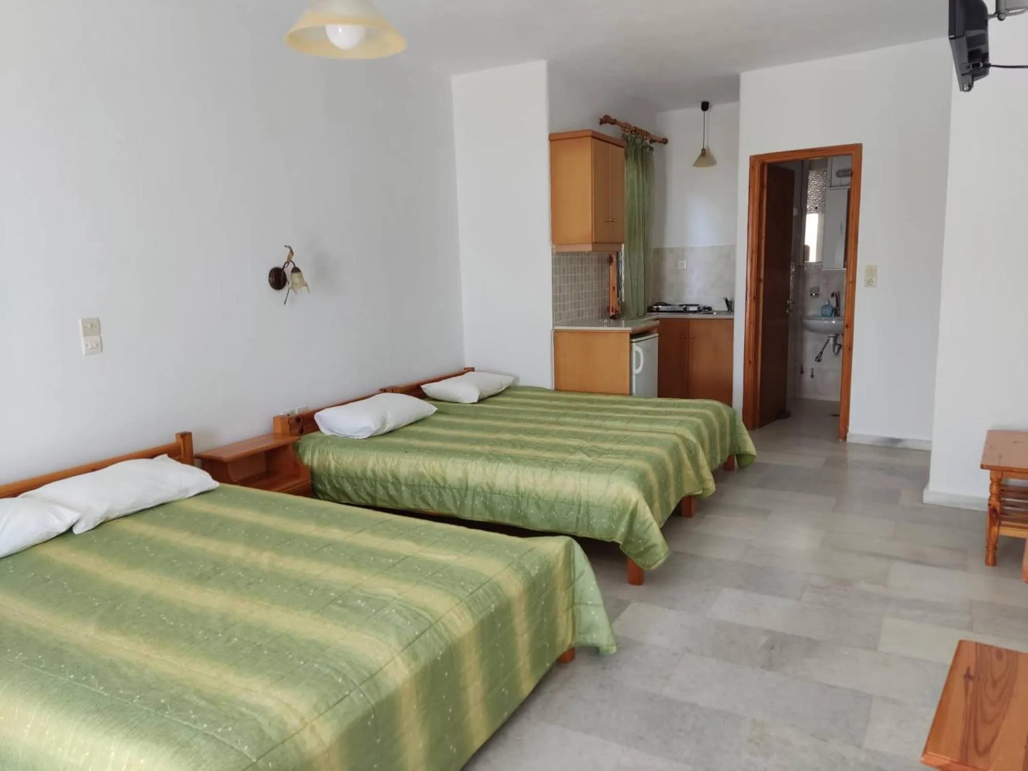 Bed in Koulas Pension - Red Lake