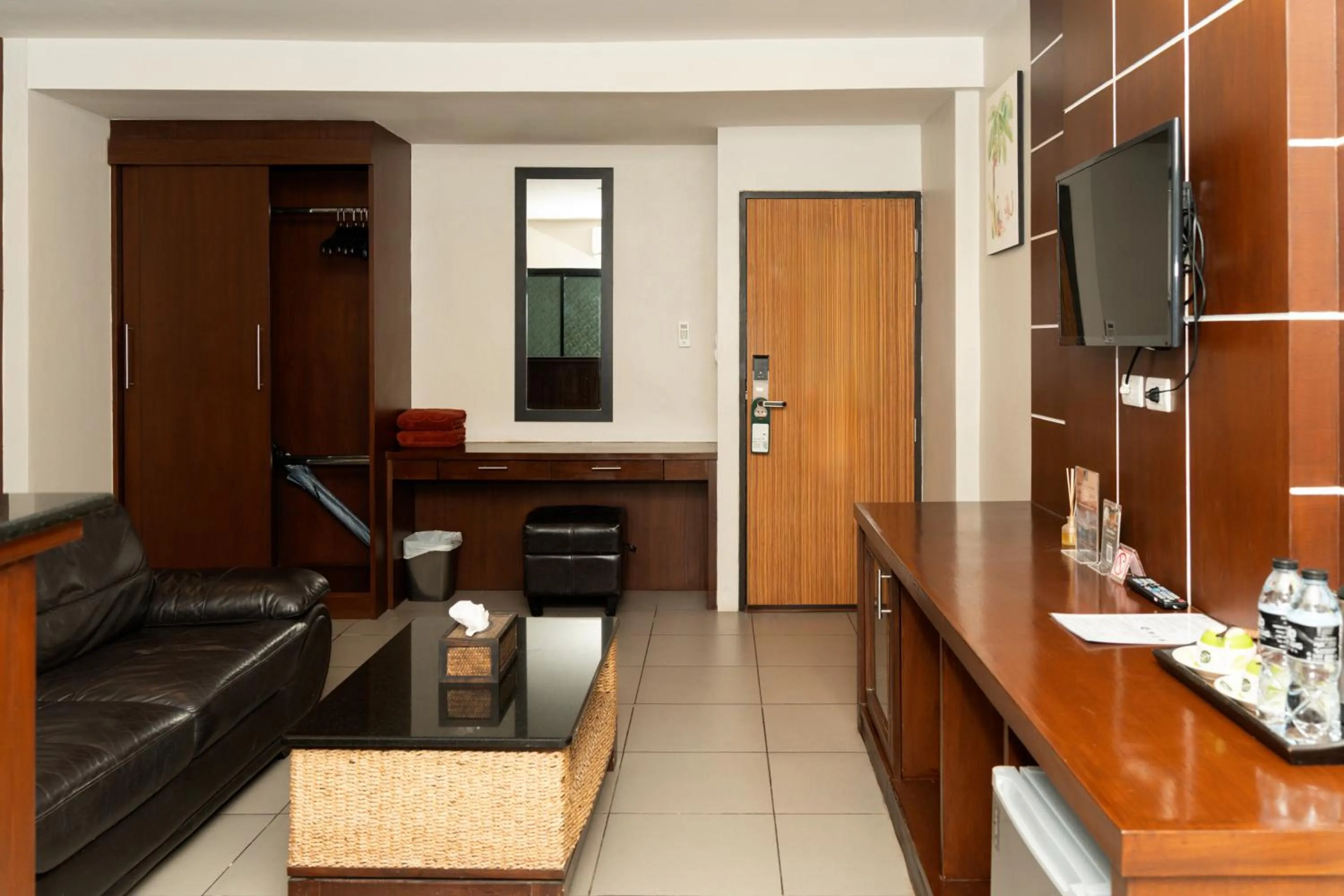 Property building in Gu Hotel Patong