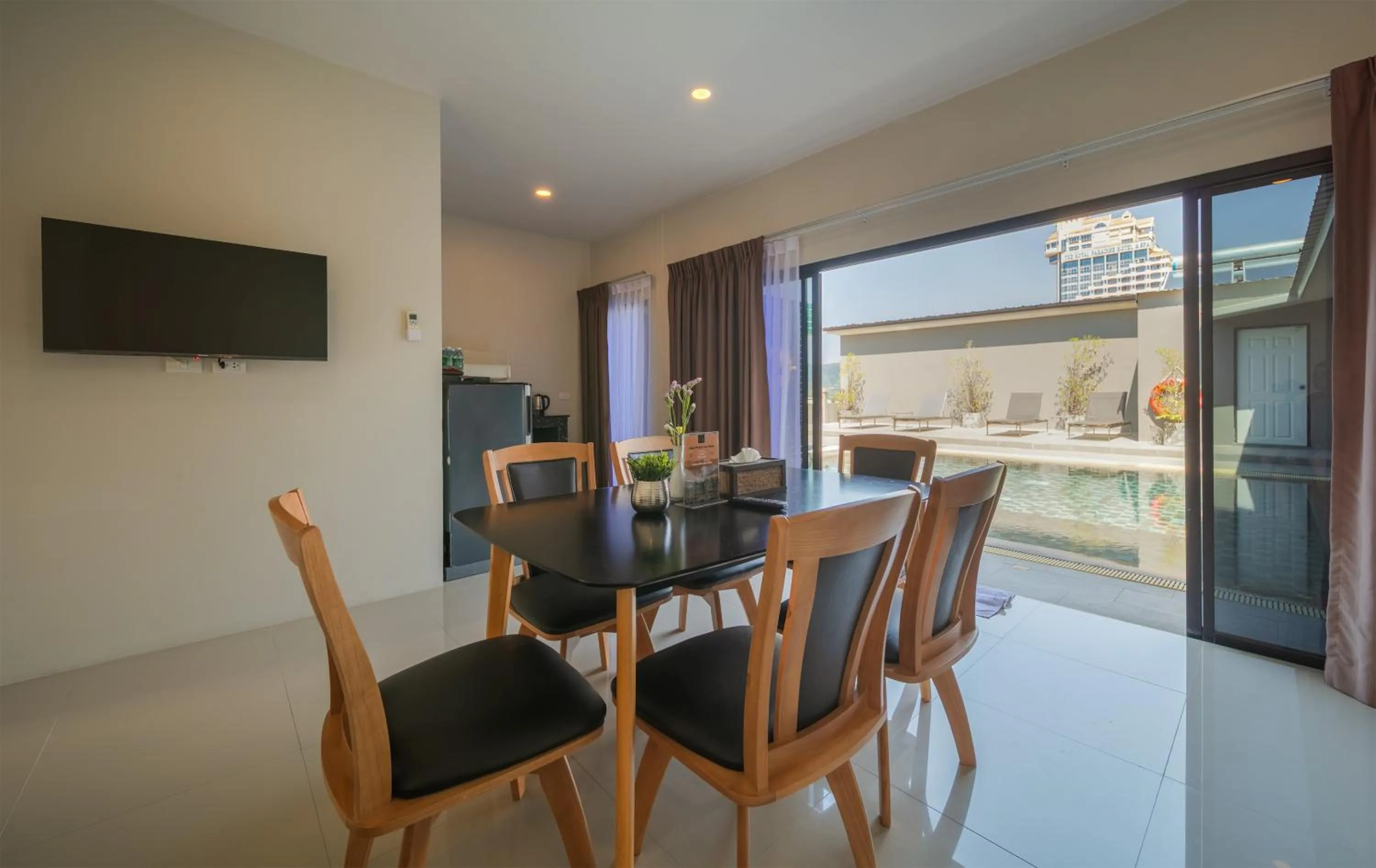 Living room in Gu Hotel Patong