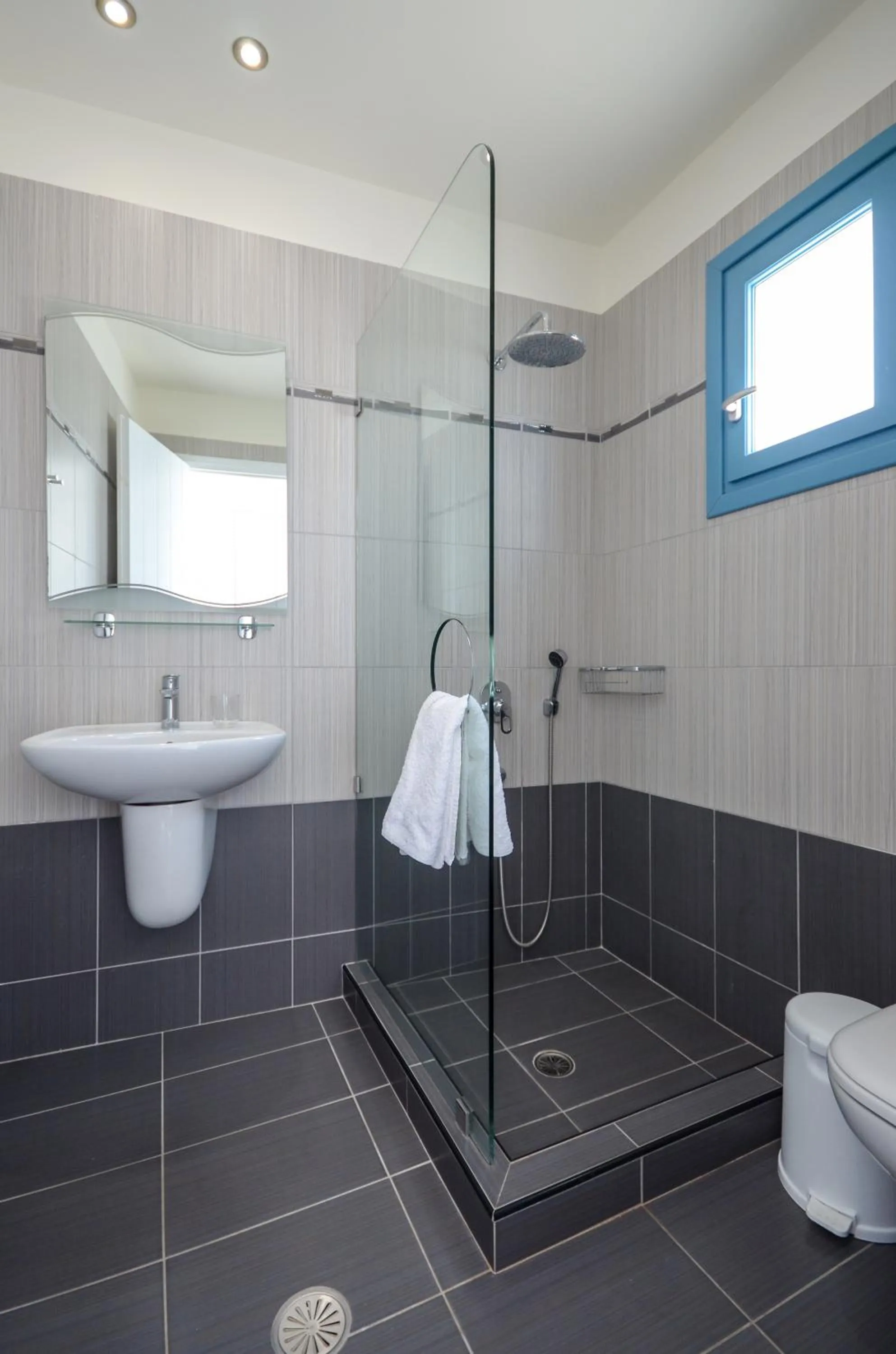 Shower in Hotel Francesca