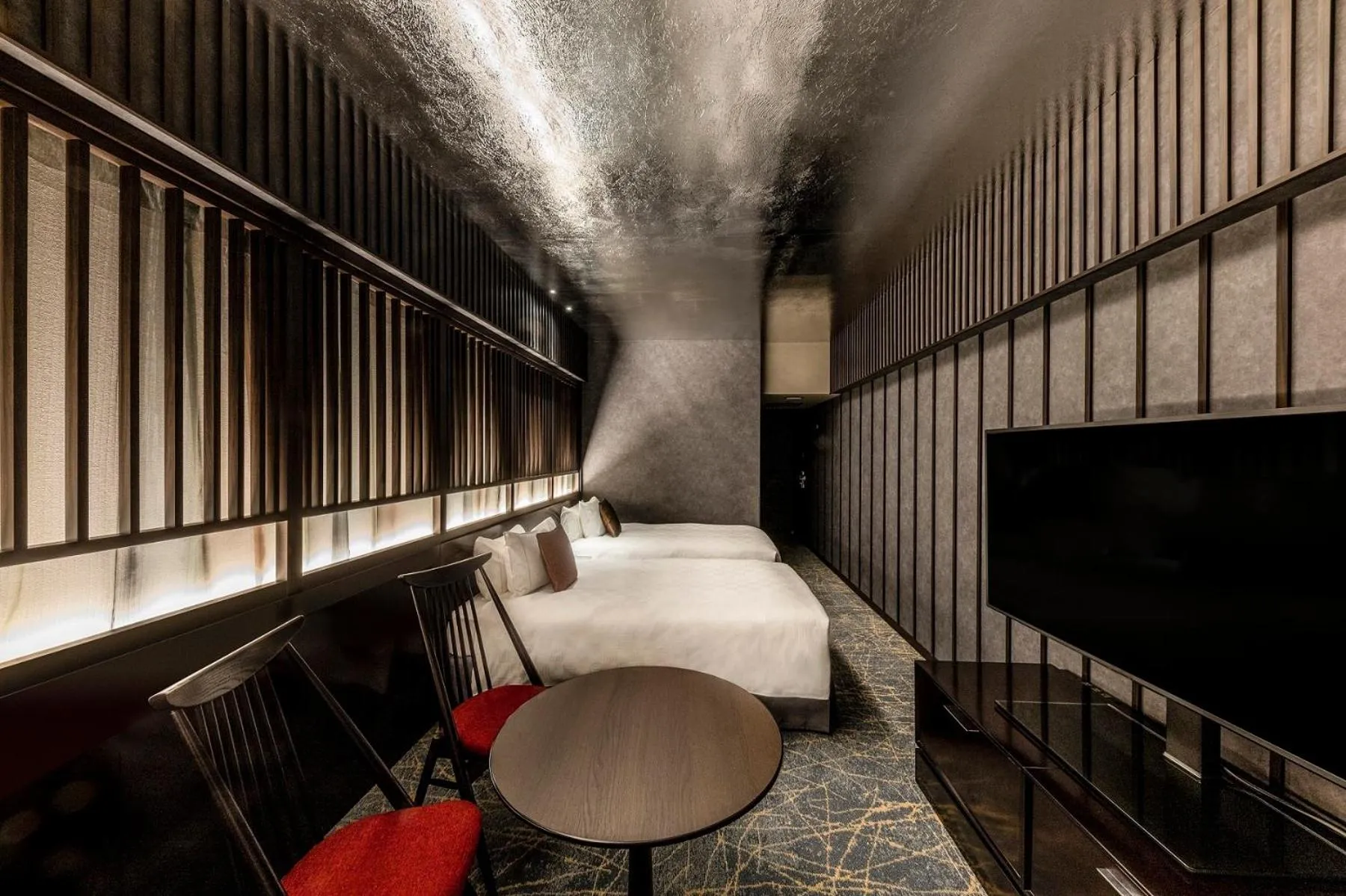 Photo of the whole room, Bed in The Royal Park Hotel Kyoto Sanjo