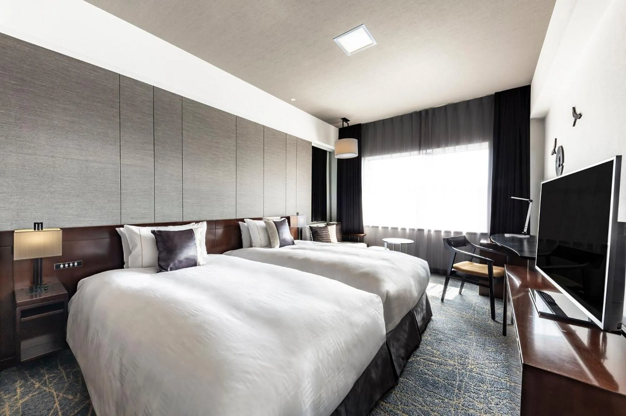 Bed in The Royal Park Hotel Kyoto Sanjo