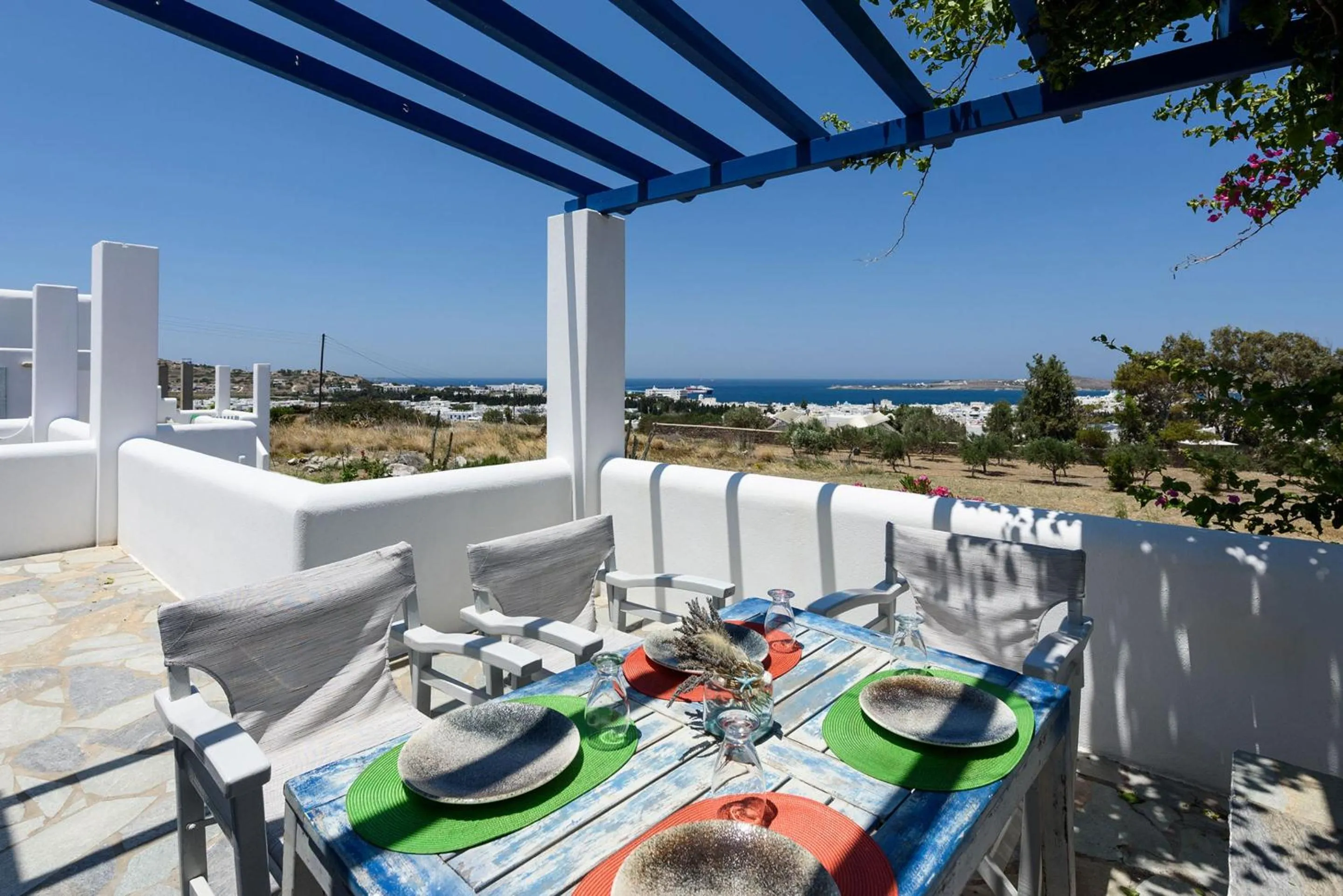Aigaiou Avra Apartments