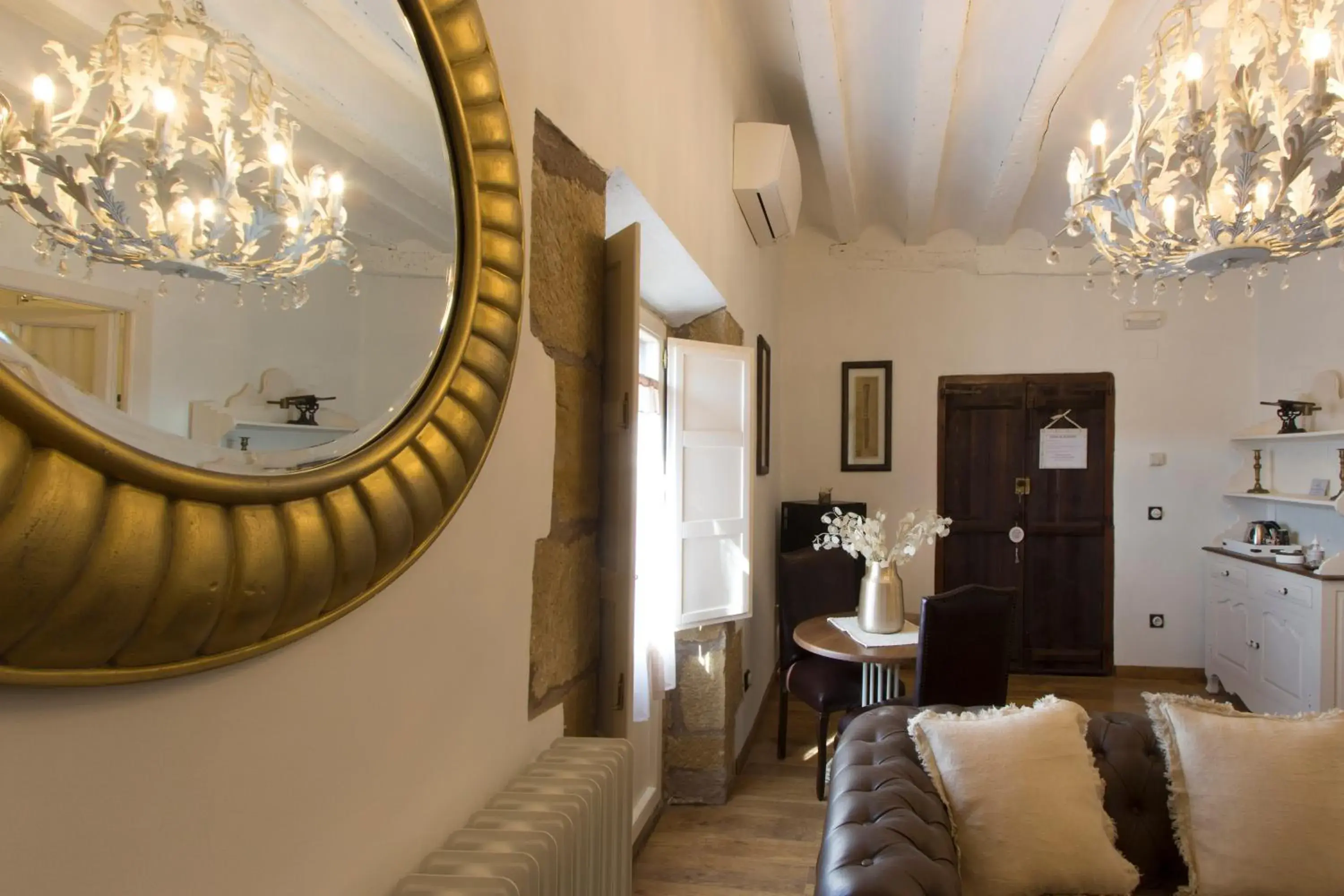 Deluxe Double Room in Hotel Boutique Posada de Sajazarra Deluxe Double Room in Hotel Boutique Posada de Sajazarra