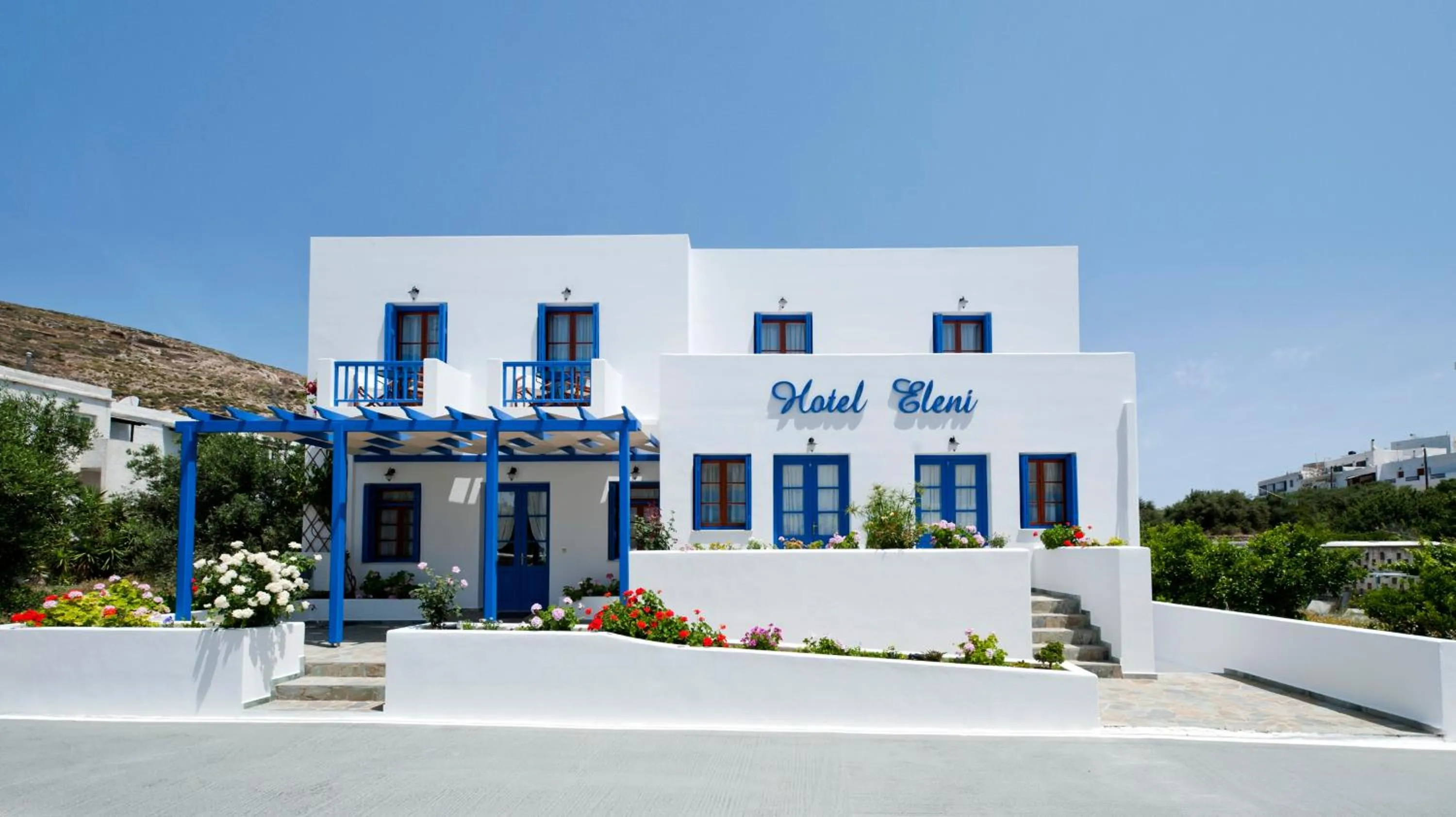 Facade/entrance in Hotel Eleni