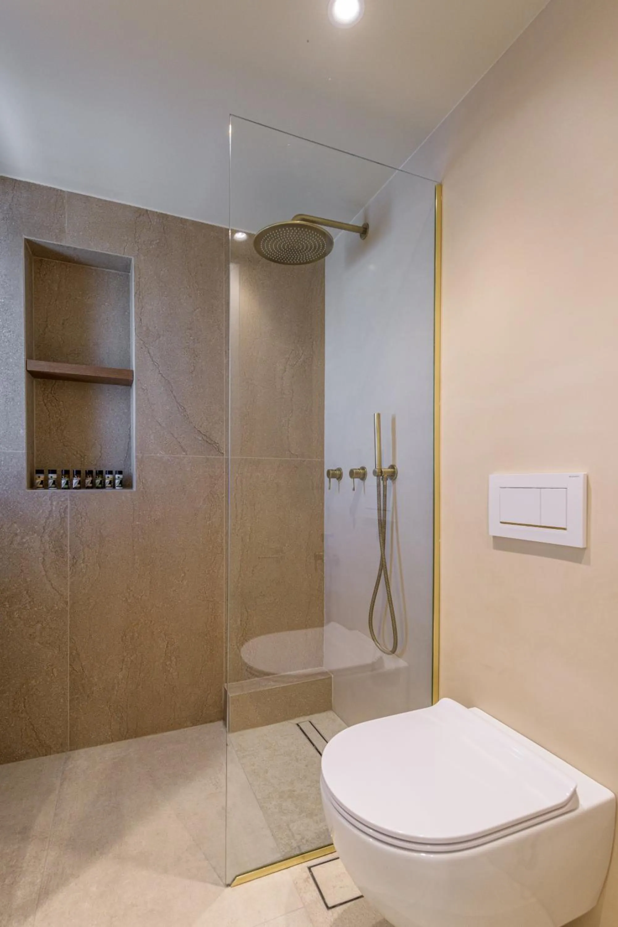 Shower in Hotel Eleni