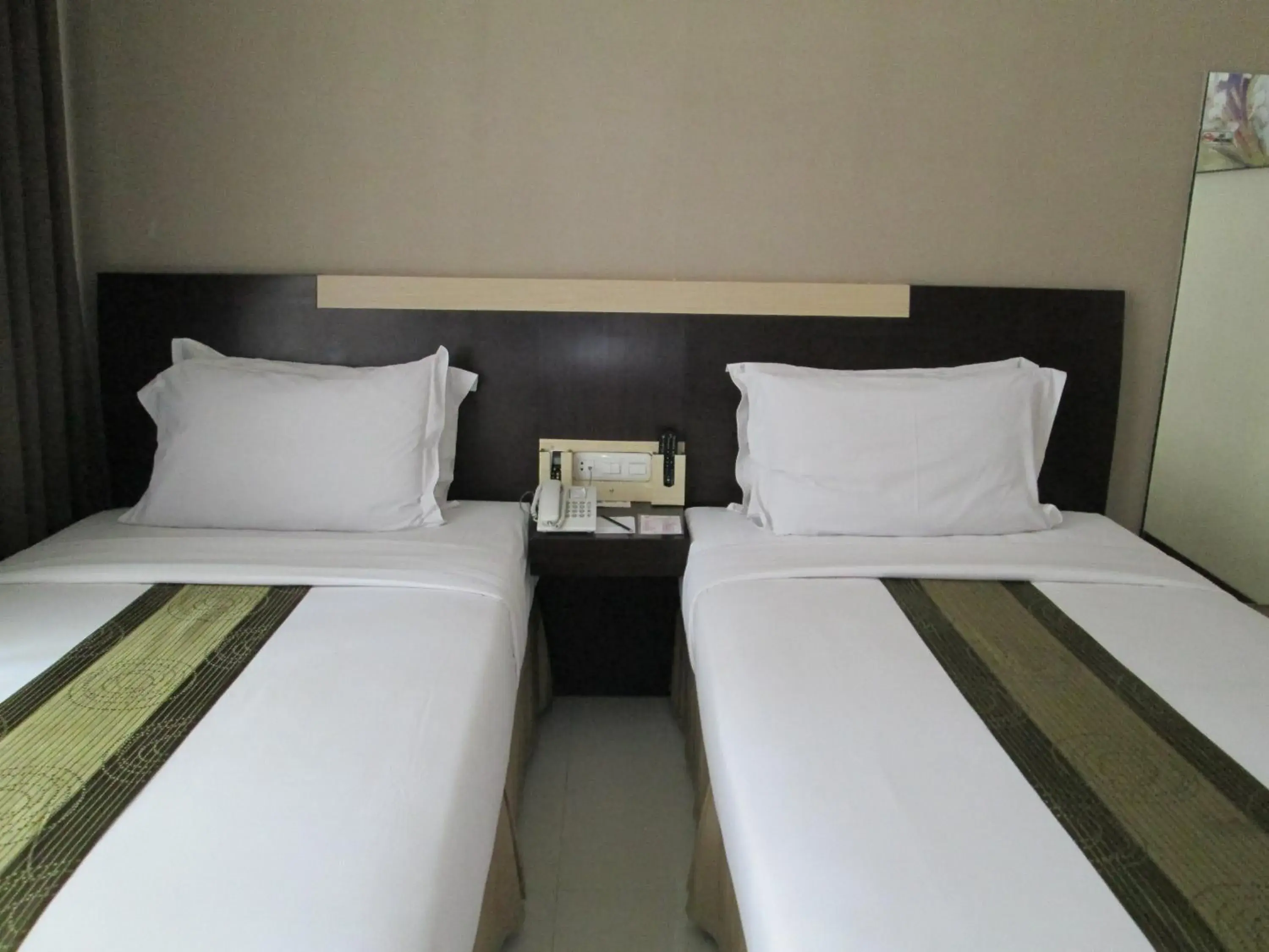 Bedroom, Bed in Vio Cimanuk Bandung - Managed By Dafam Hotels