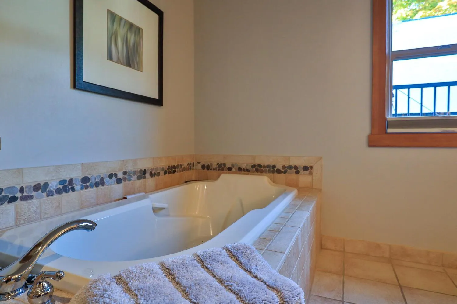 Bath in Solstice Suites