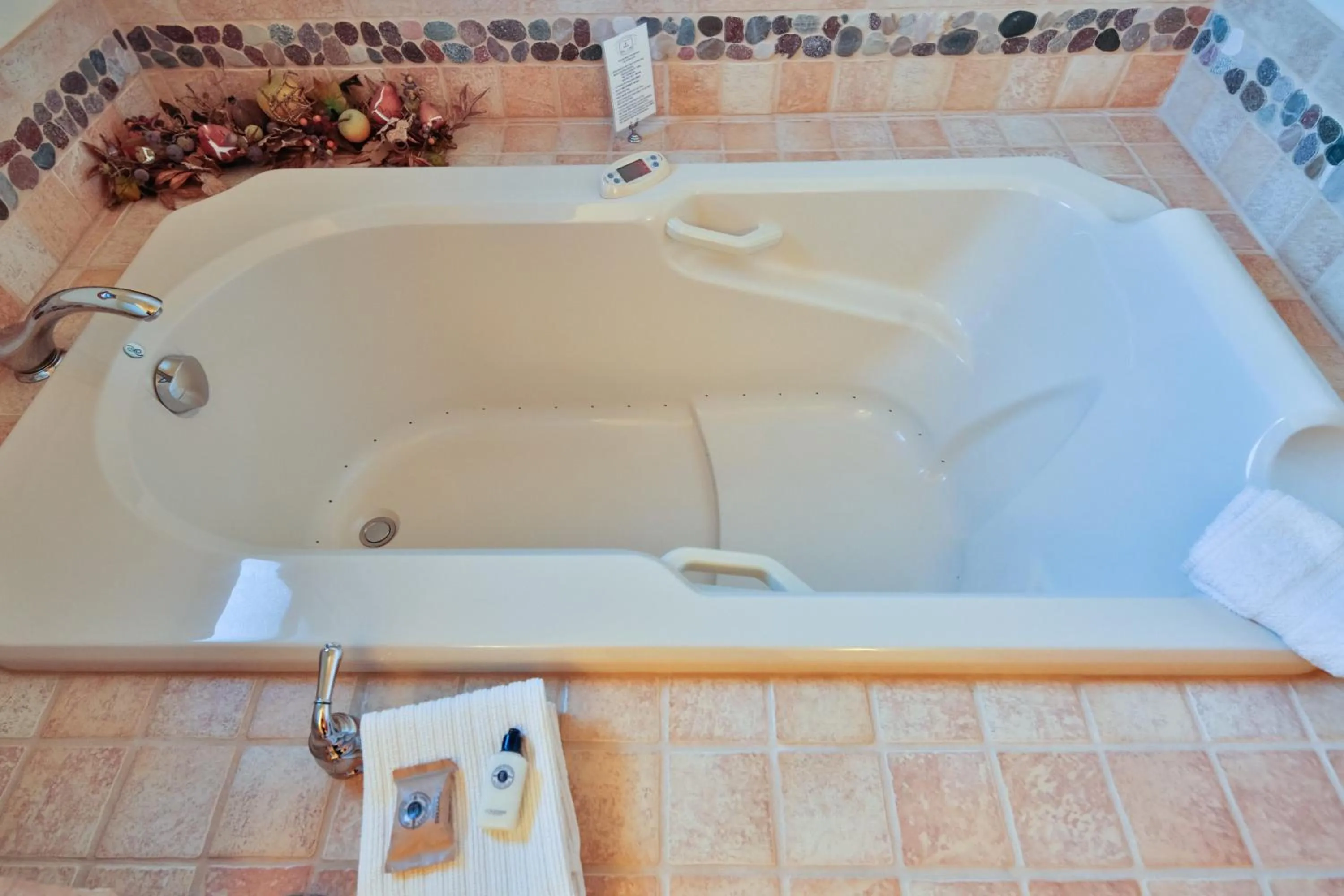 Bath in Solstice Suites