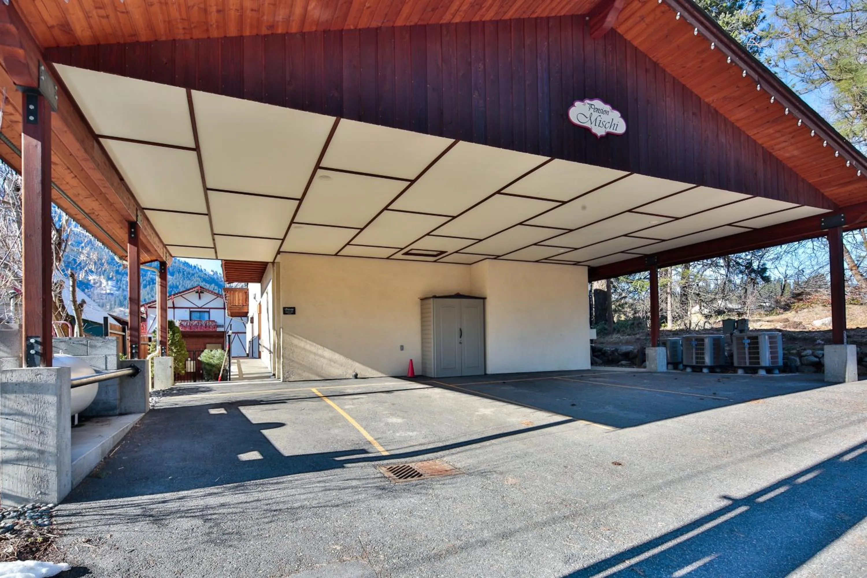 Parking in Solstice Suites