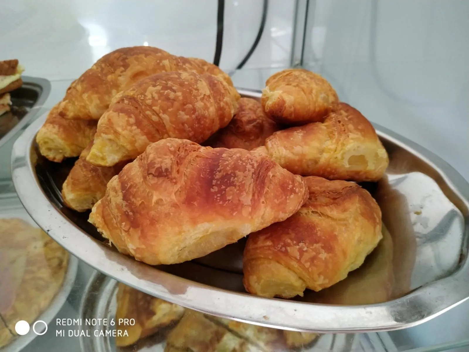 Food and drinks in Anna Studios