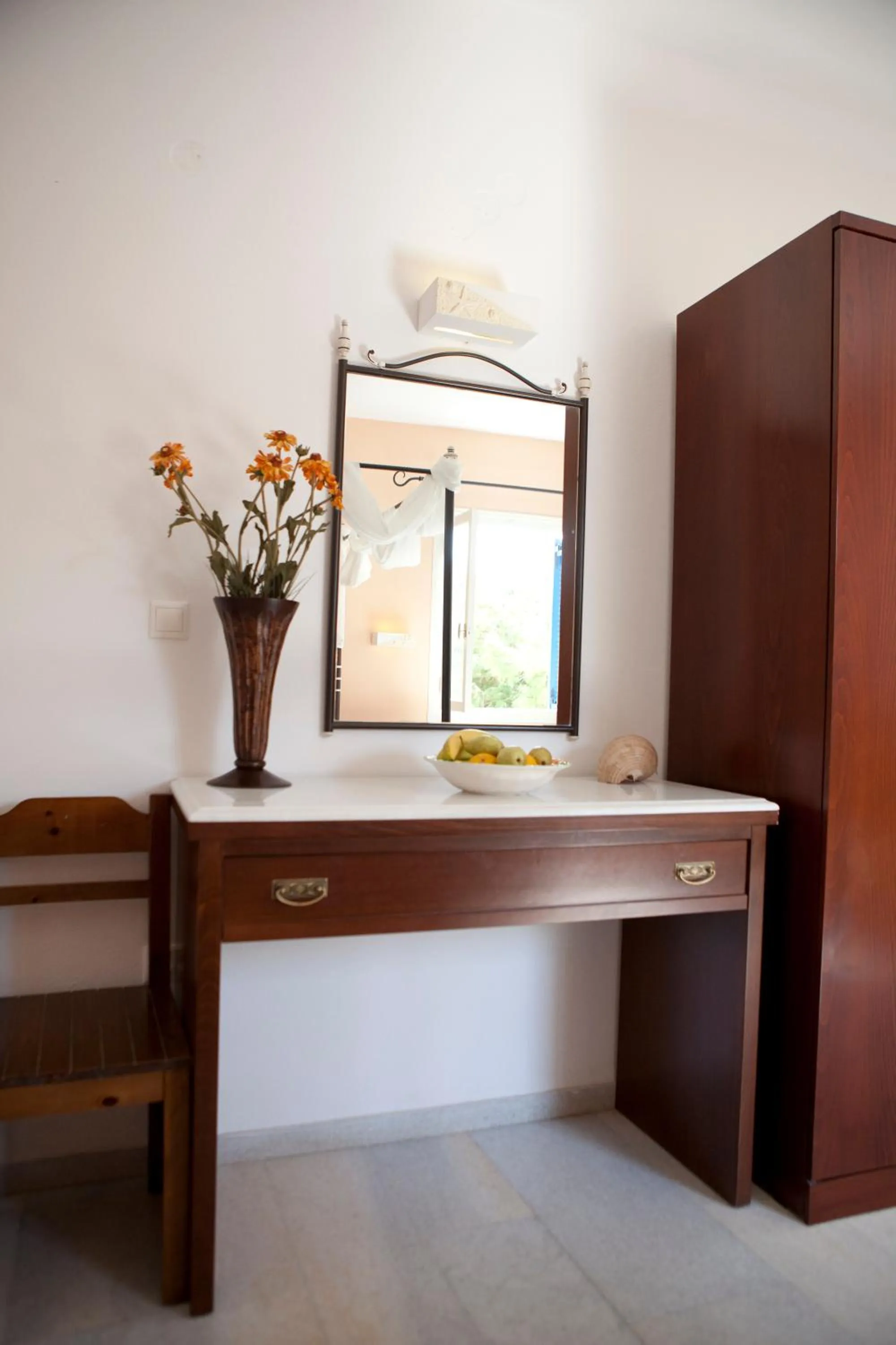 Decorative detail in Anna Studios