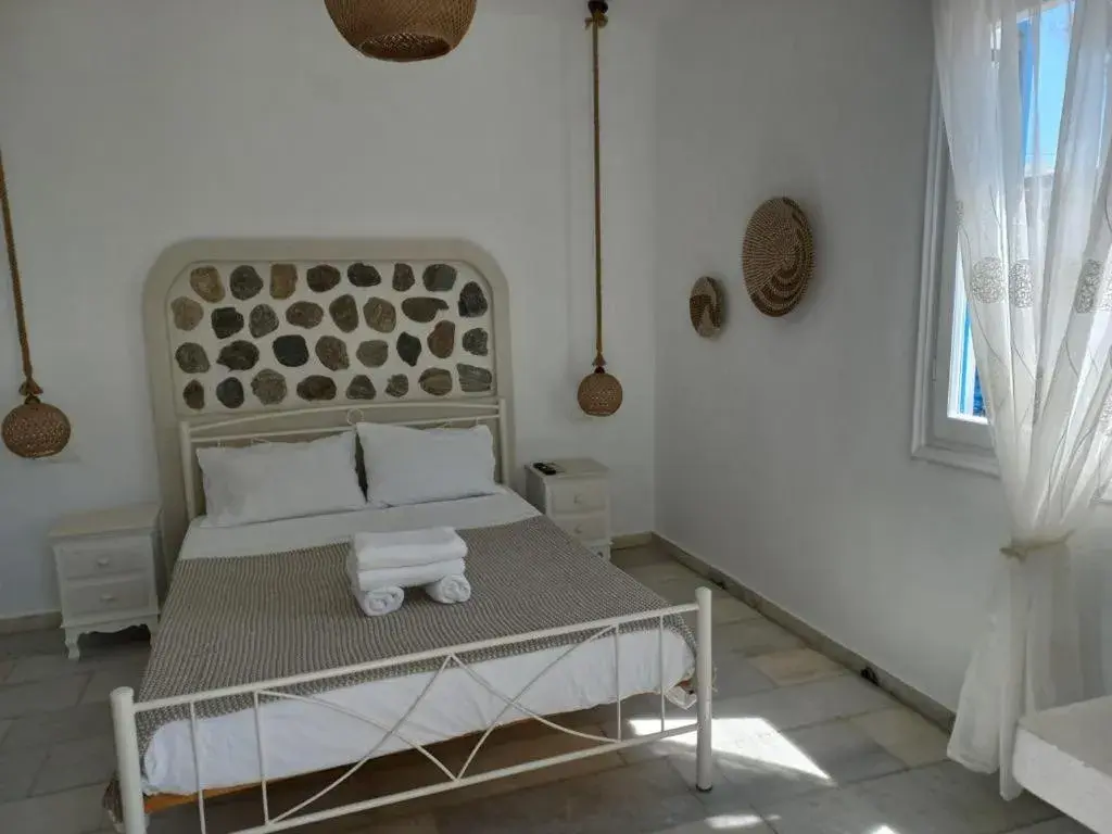 Economy Double or Twin Room in Anna Studios Economy Double or Twin Room in Anna Studios