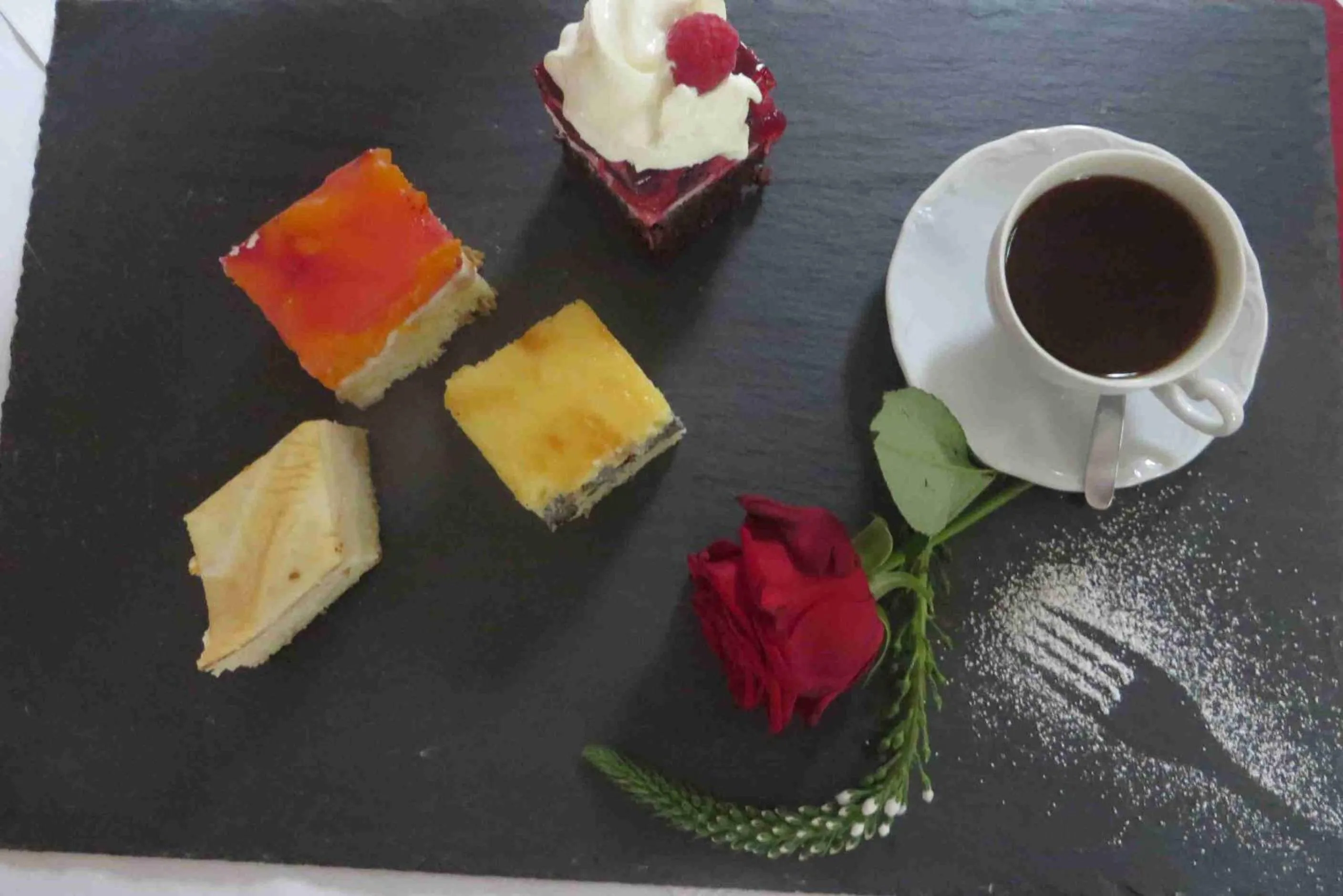 Buffet breakfast in Rhodaer Grund