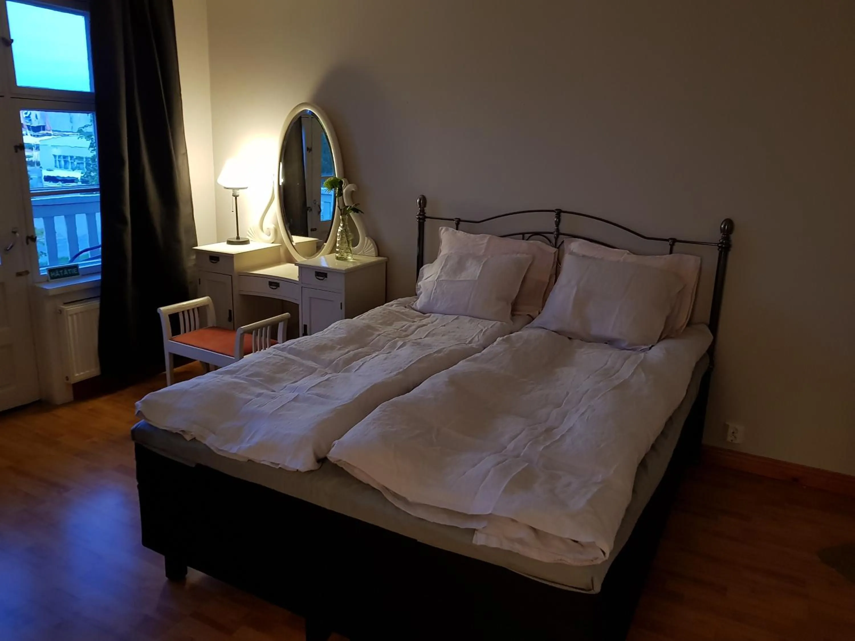 Bed in Matin ja Maijan Majatalo