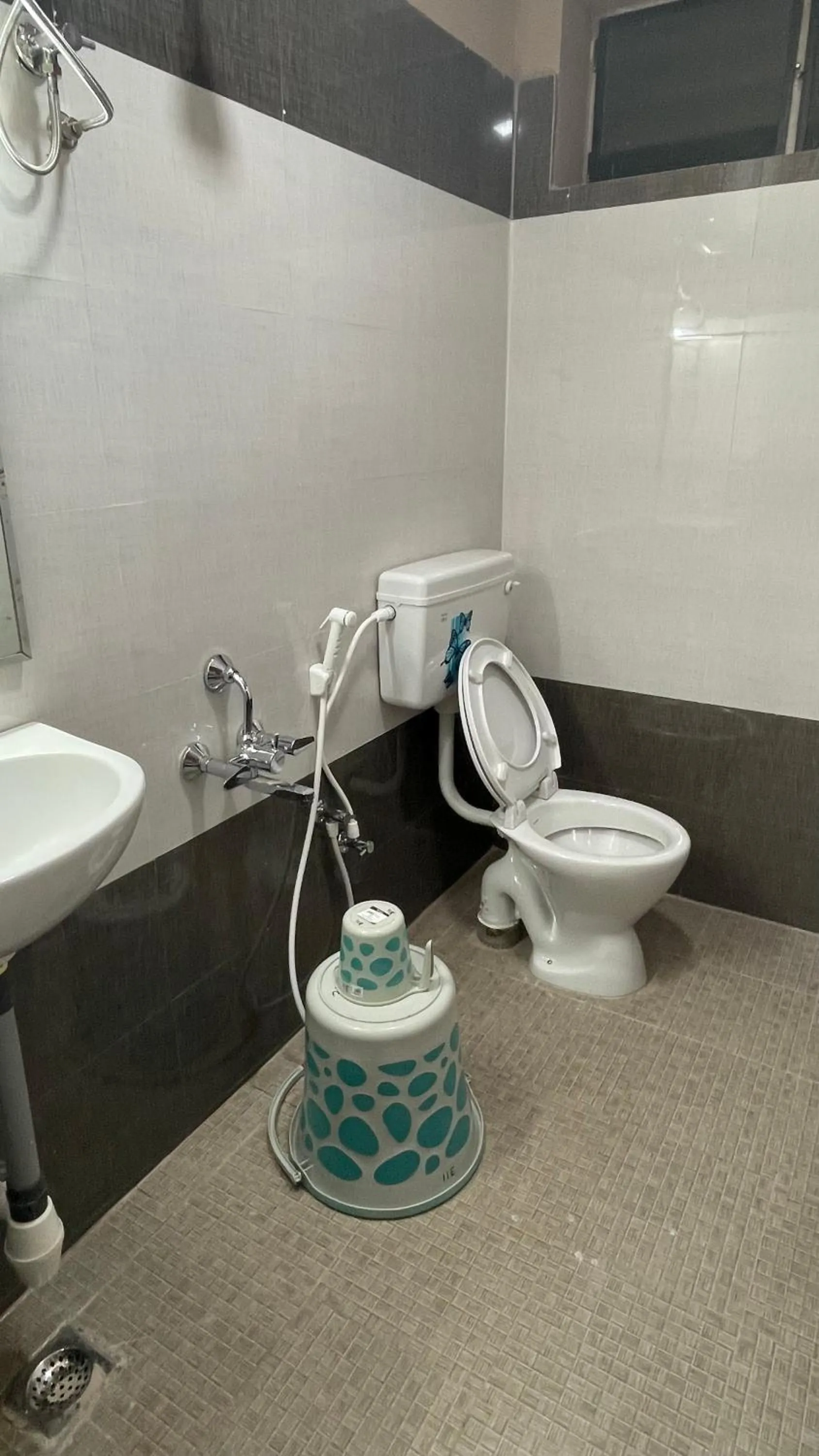 Hotel Sugam Karaikudi