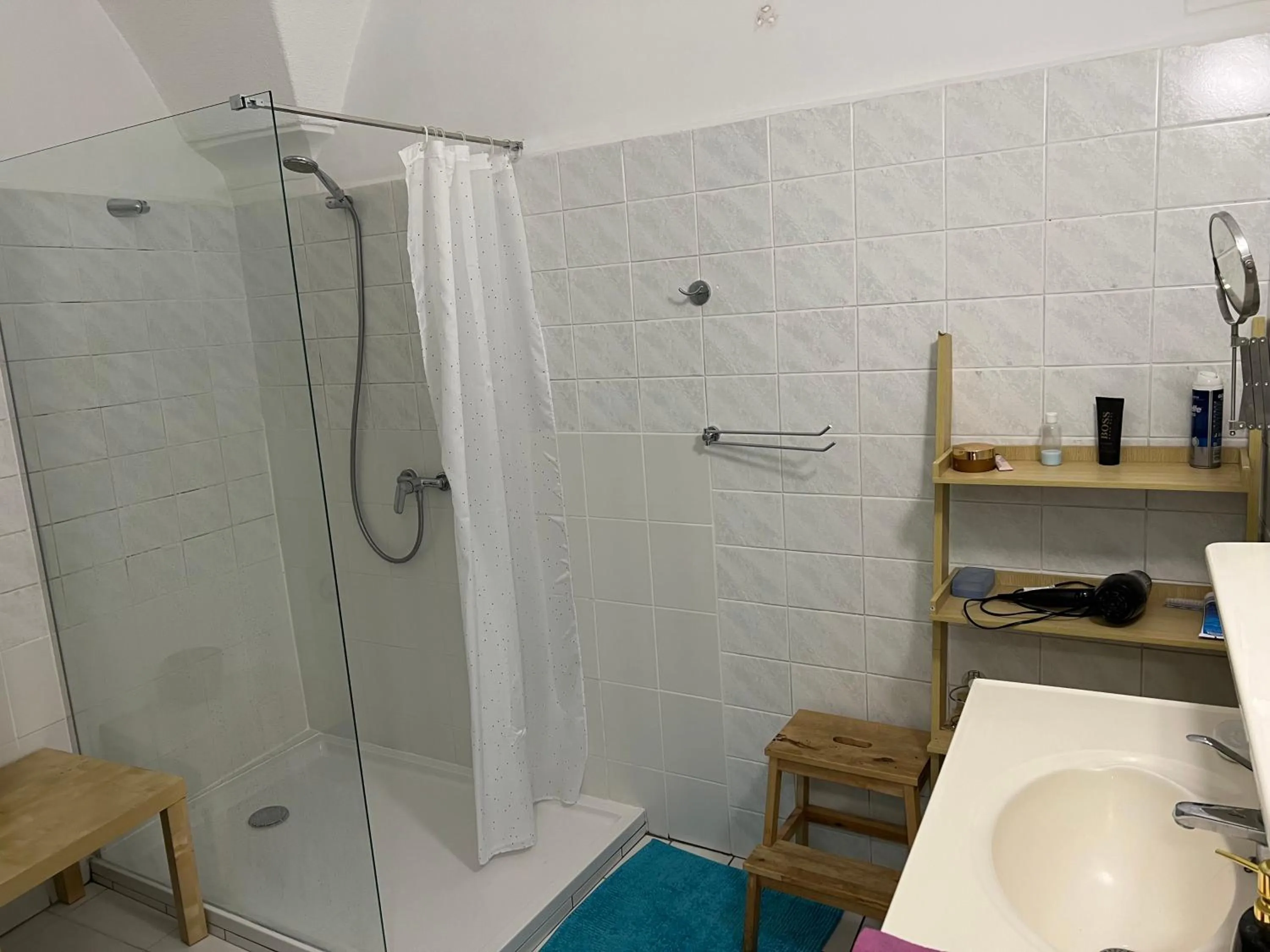 Property building in GRAN hostel