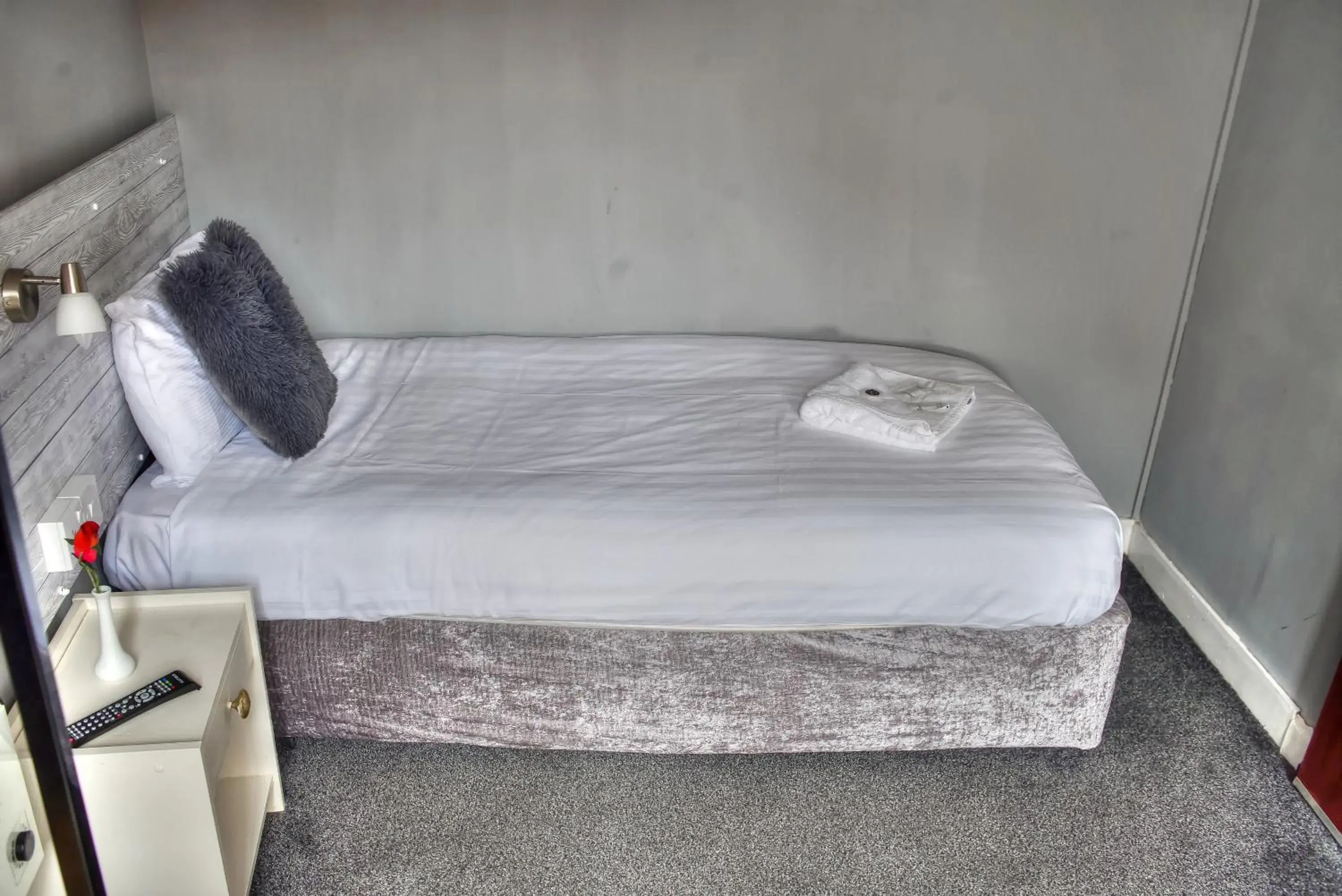 Bedroom, Bed in Villa Rose Bedroom, Bed in Villa Rose