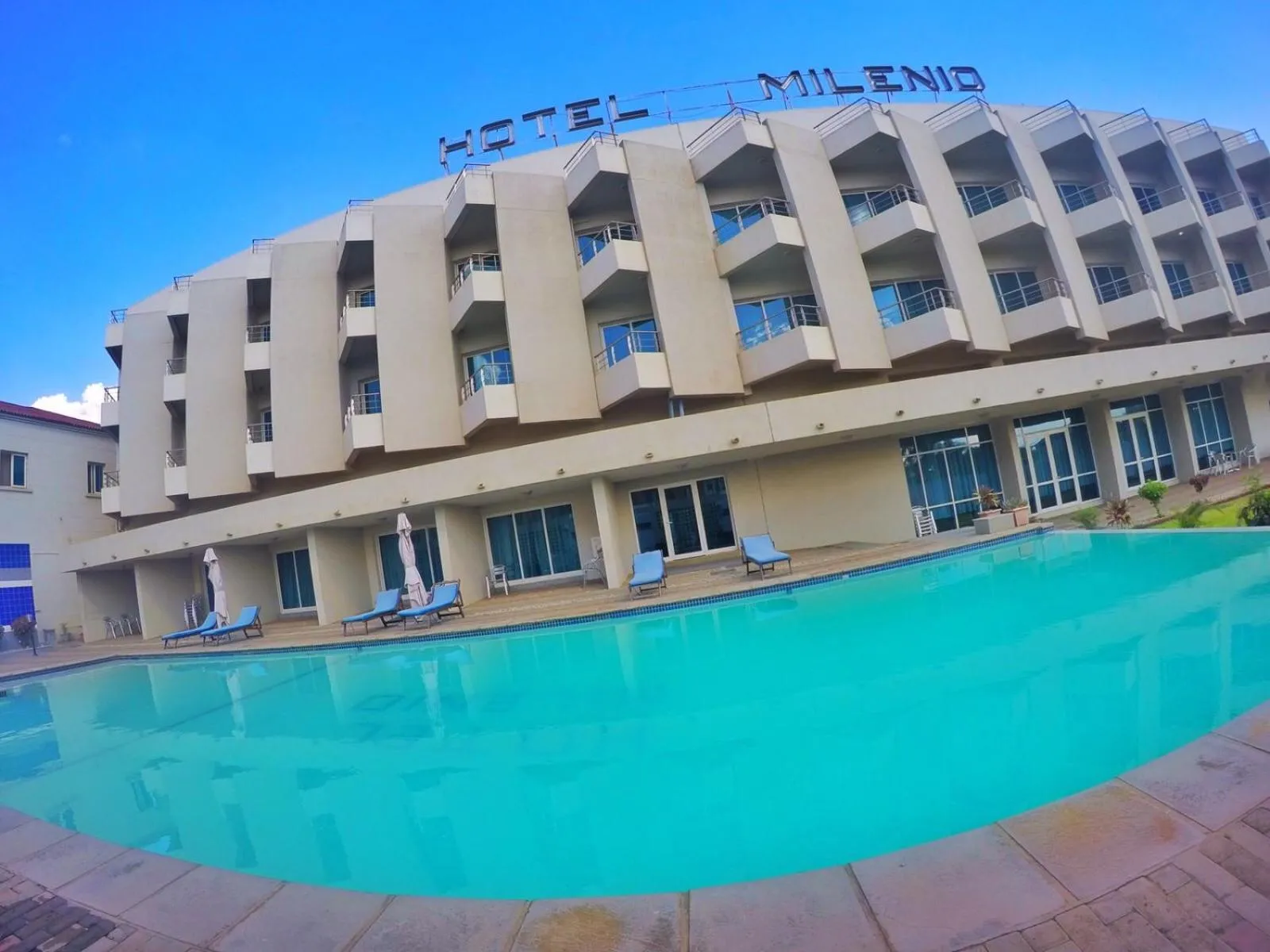 Swimming pool in Hotel Milenio