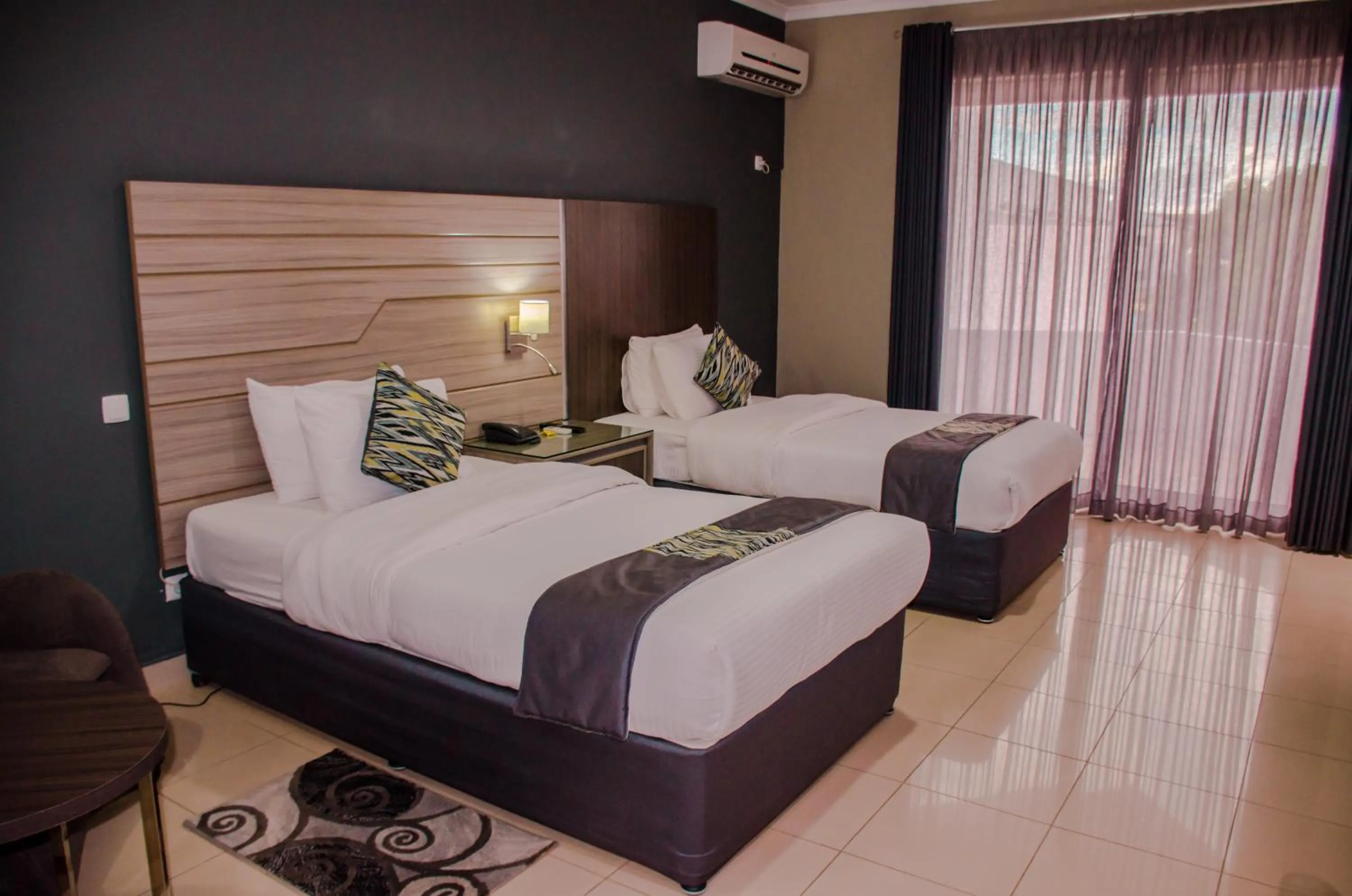 Bed in Hotel Milenio