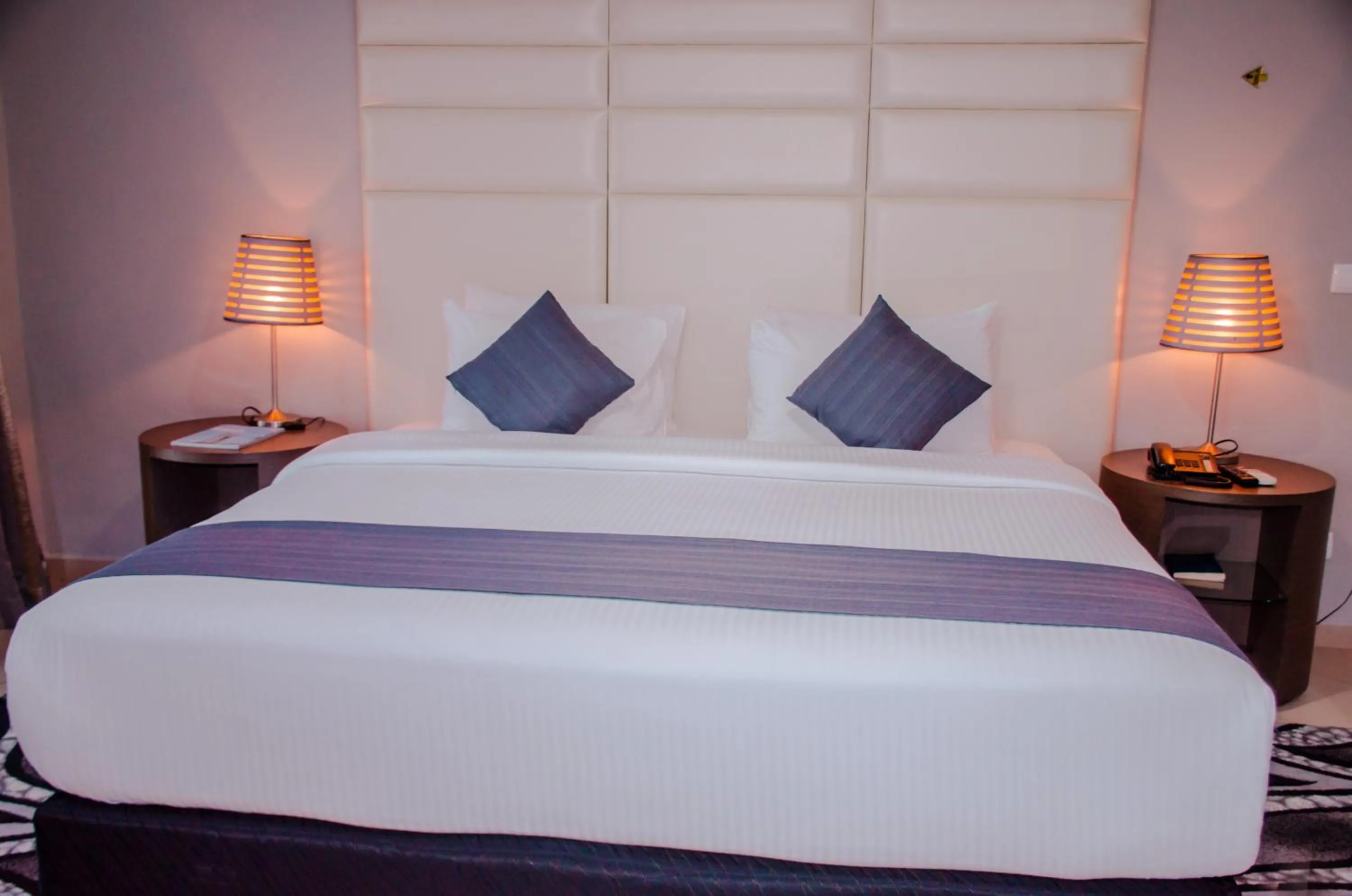 Bed in Hotel Milenio