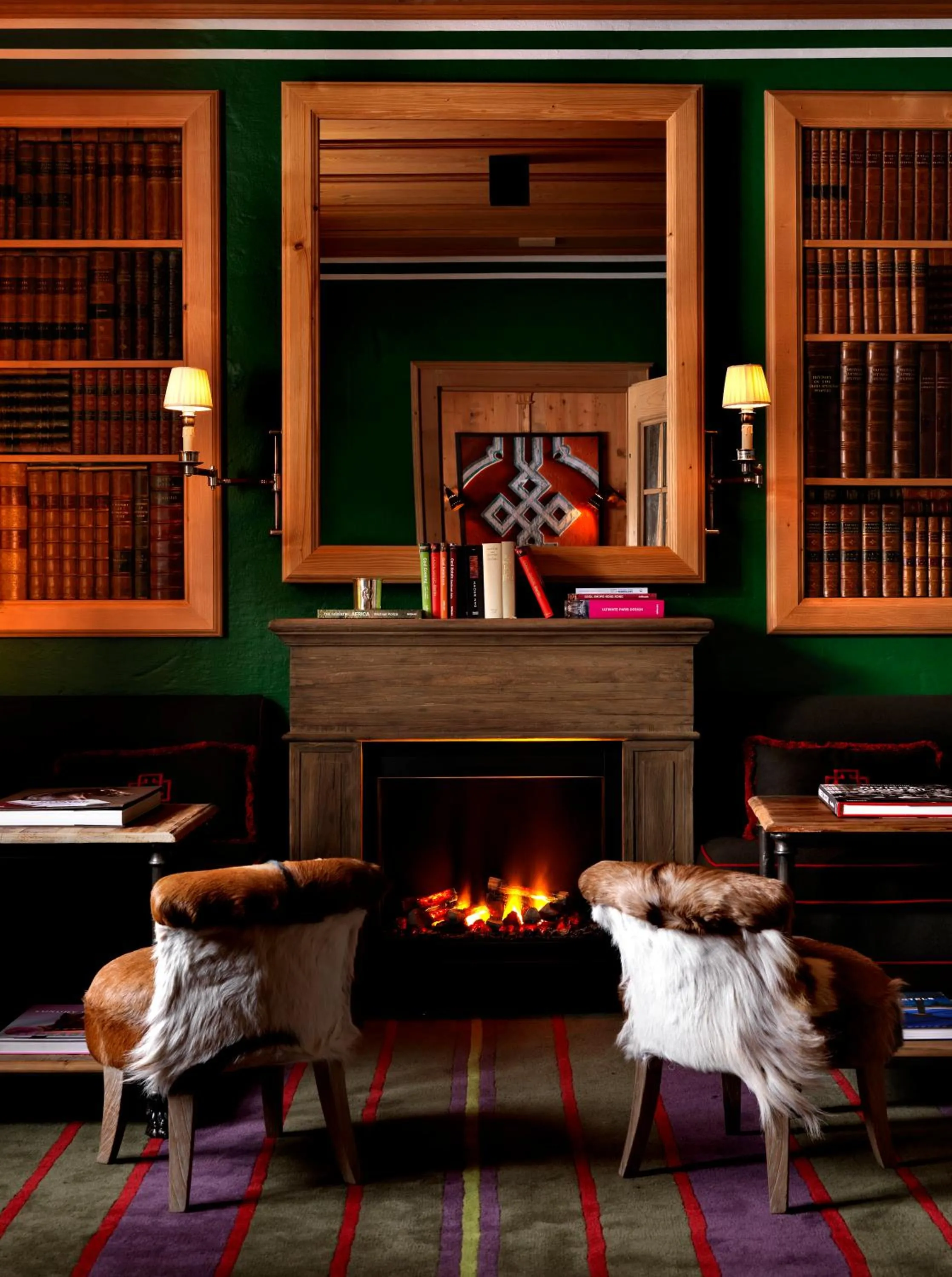 Library in House of Hütter - Wachtelhof & SPA