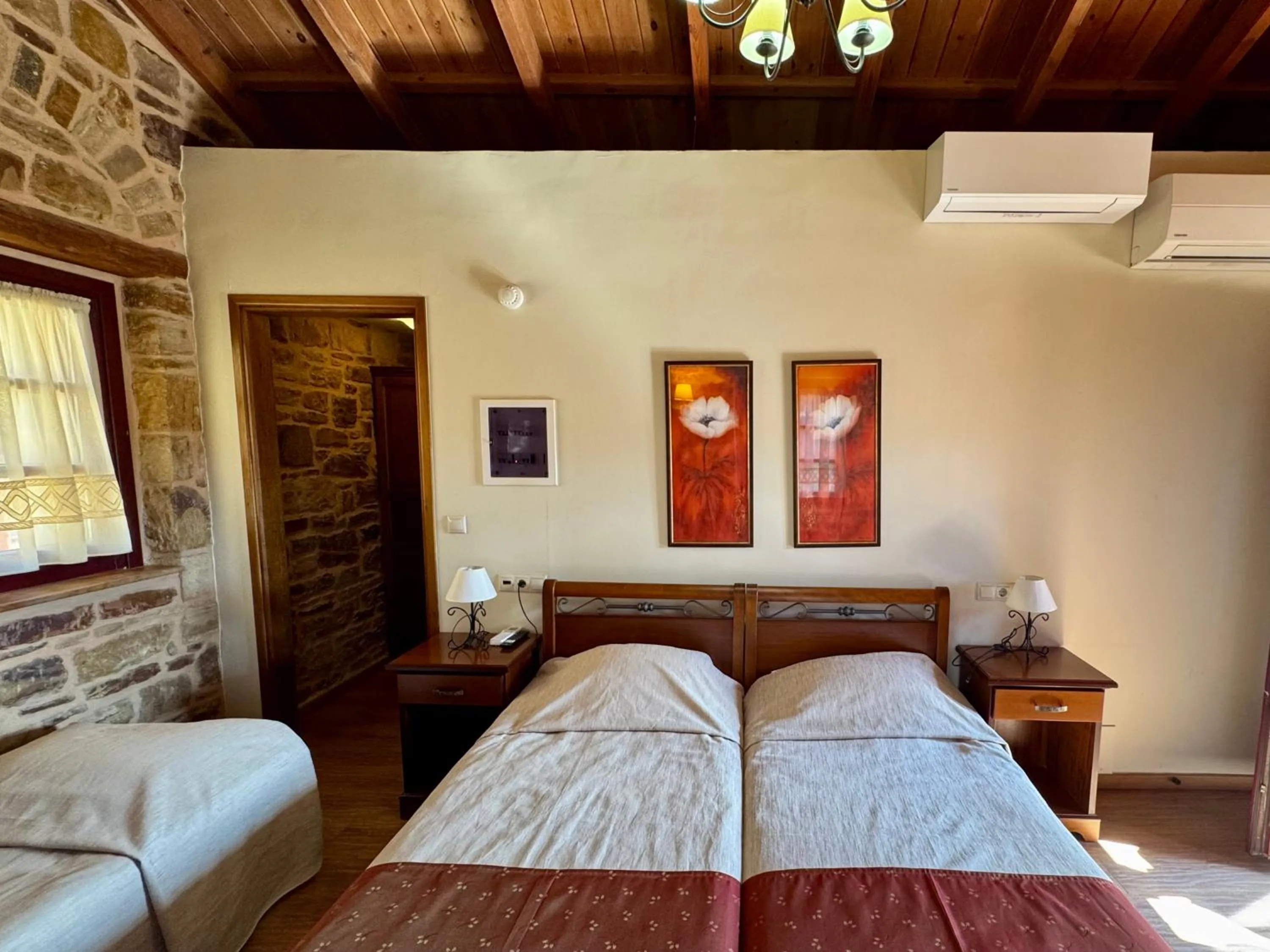 Bed in Archontiko Riziko