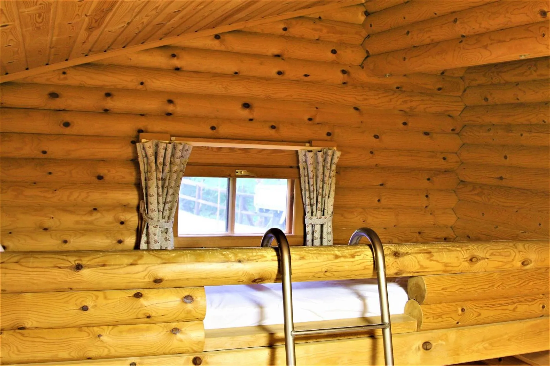 Photo of the whole room in Shomarutoge Garden House