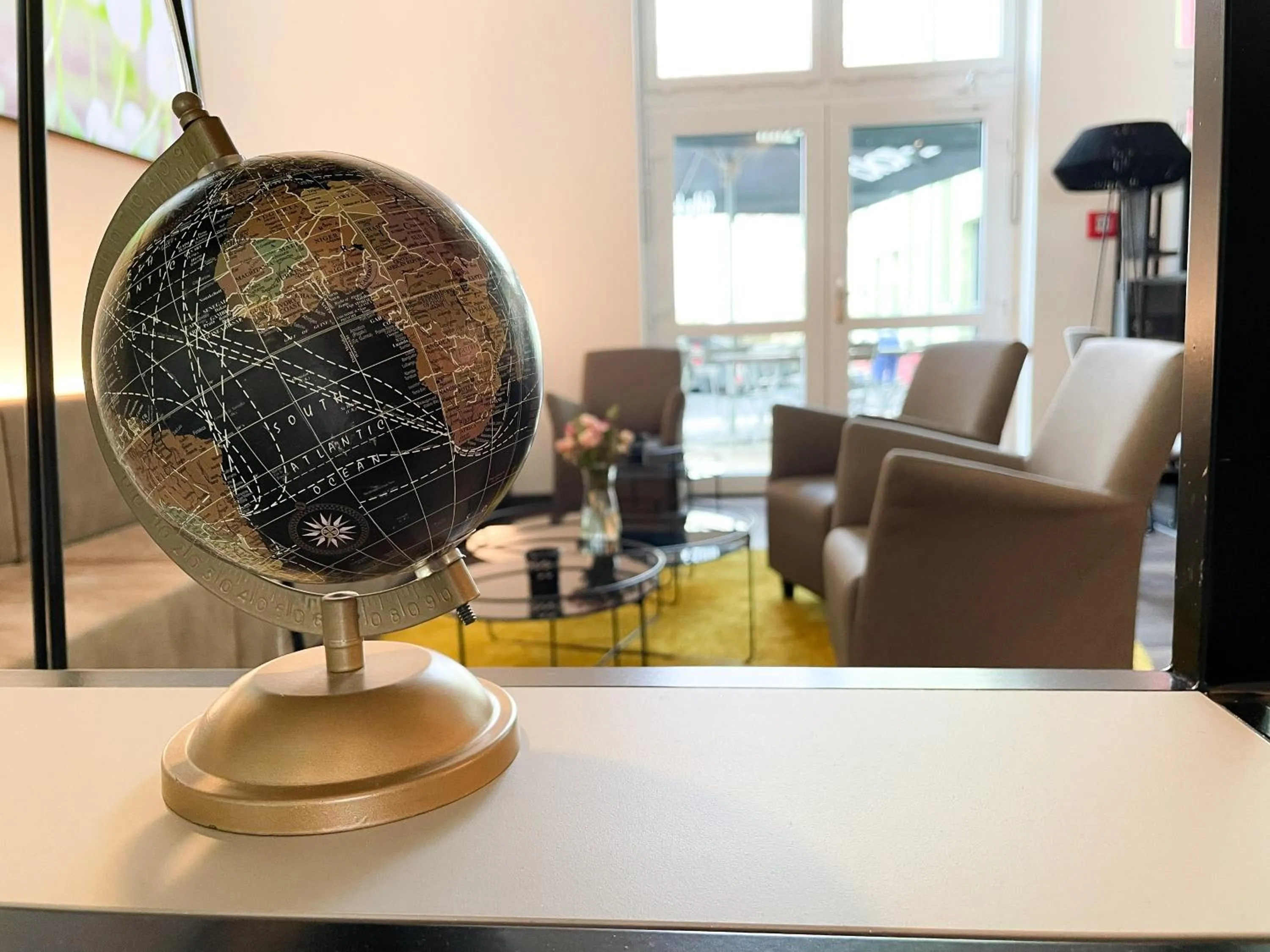 Lobby or reception in HOLI City Apart Hotel Berlin