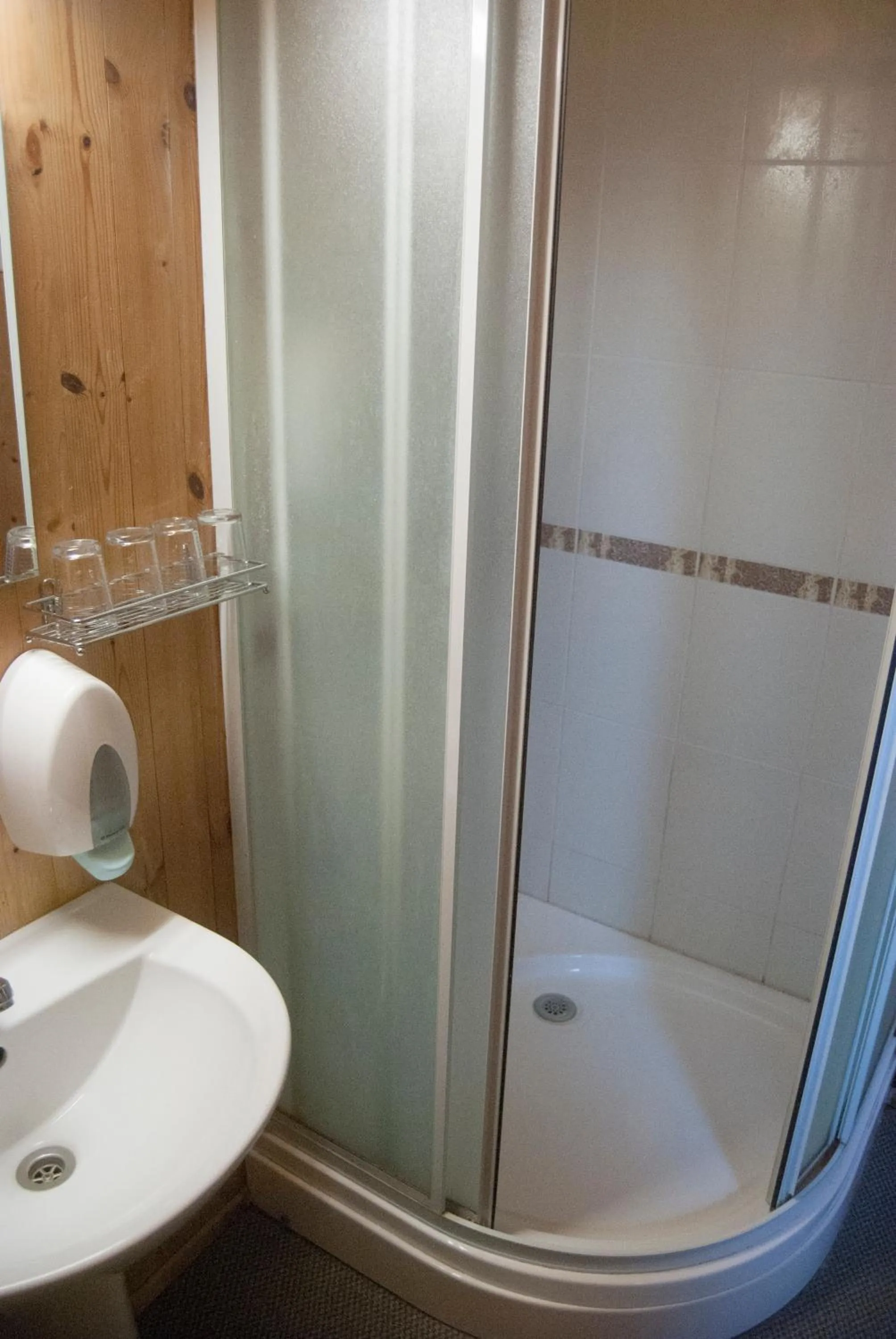 Shower in Terve Hostel