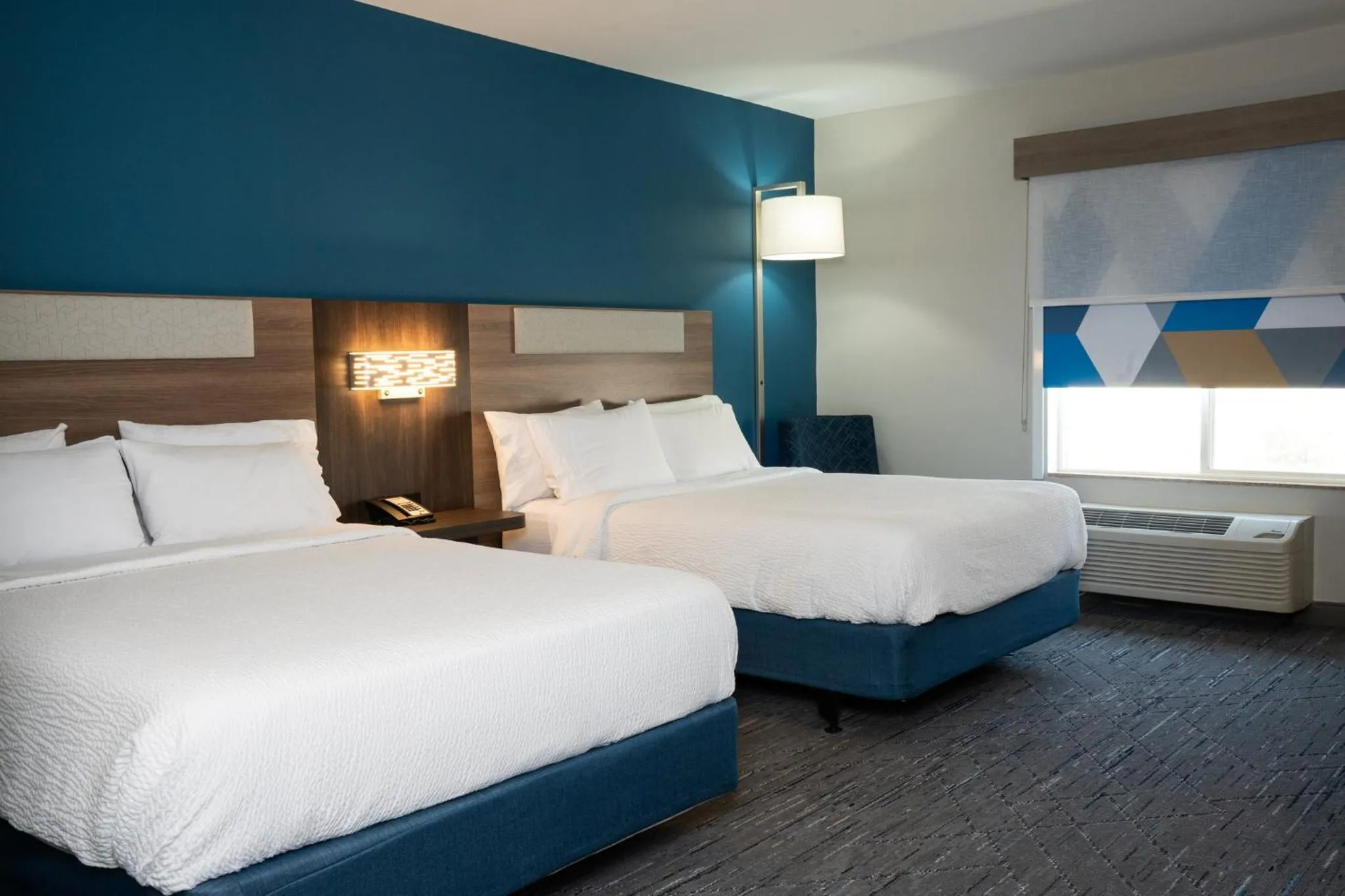 Photo of the whole room, Bed in Holiday Inn Express Las Cruces North by IHG