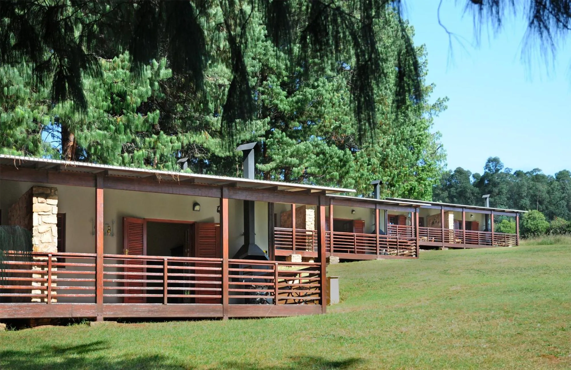 Property building in Stonecutters Lodge