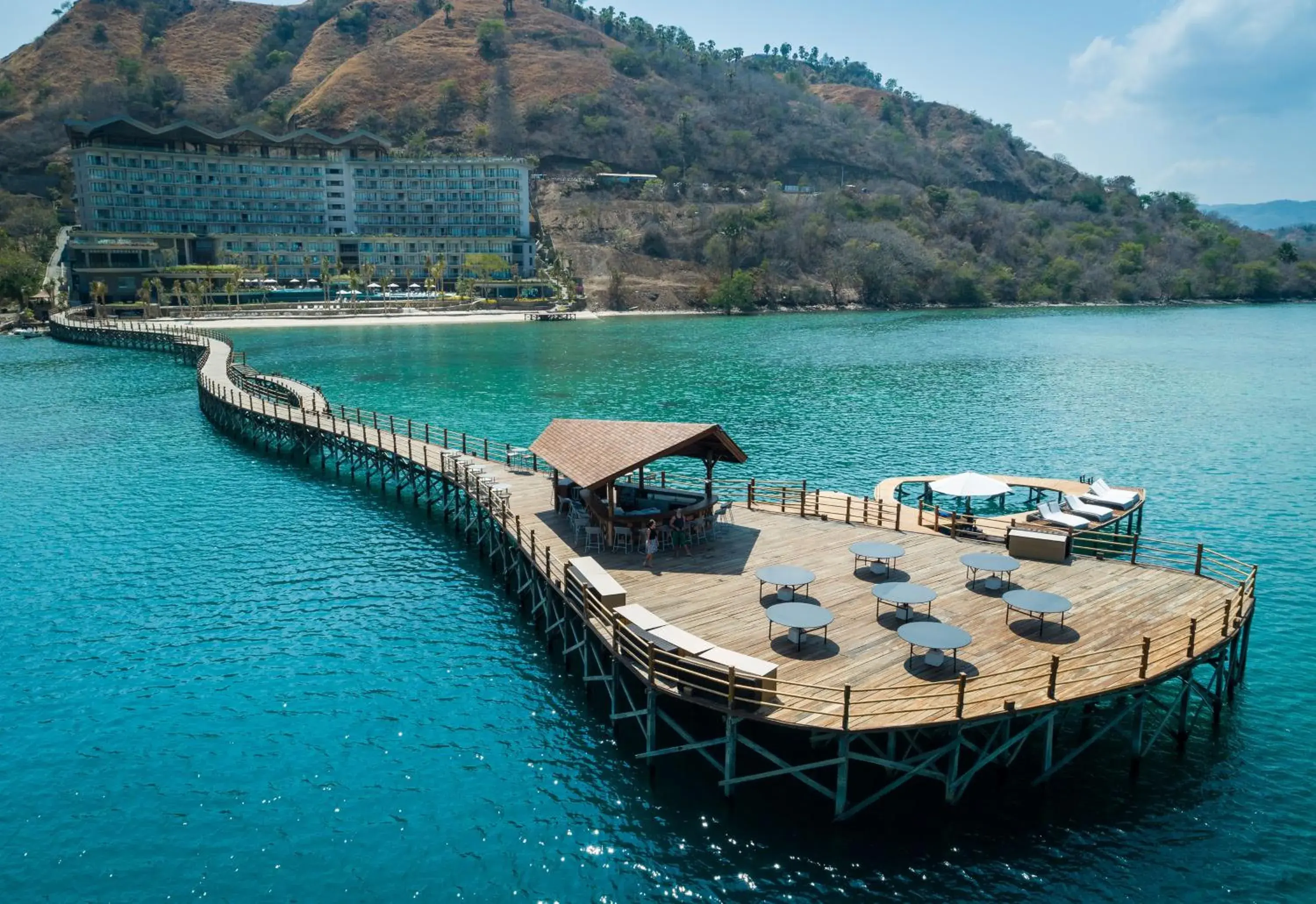 Lounge or bar in AYANA Komodo Waecicu Beach Lounge or bar in AYANA Komodo Waecicu Beach