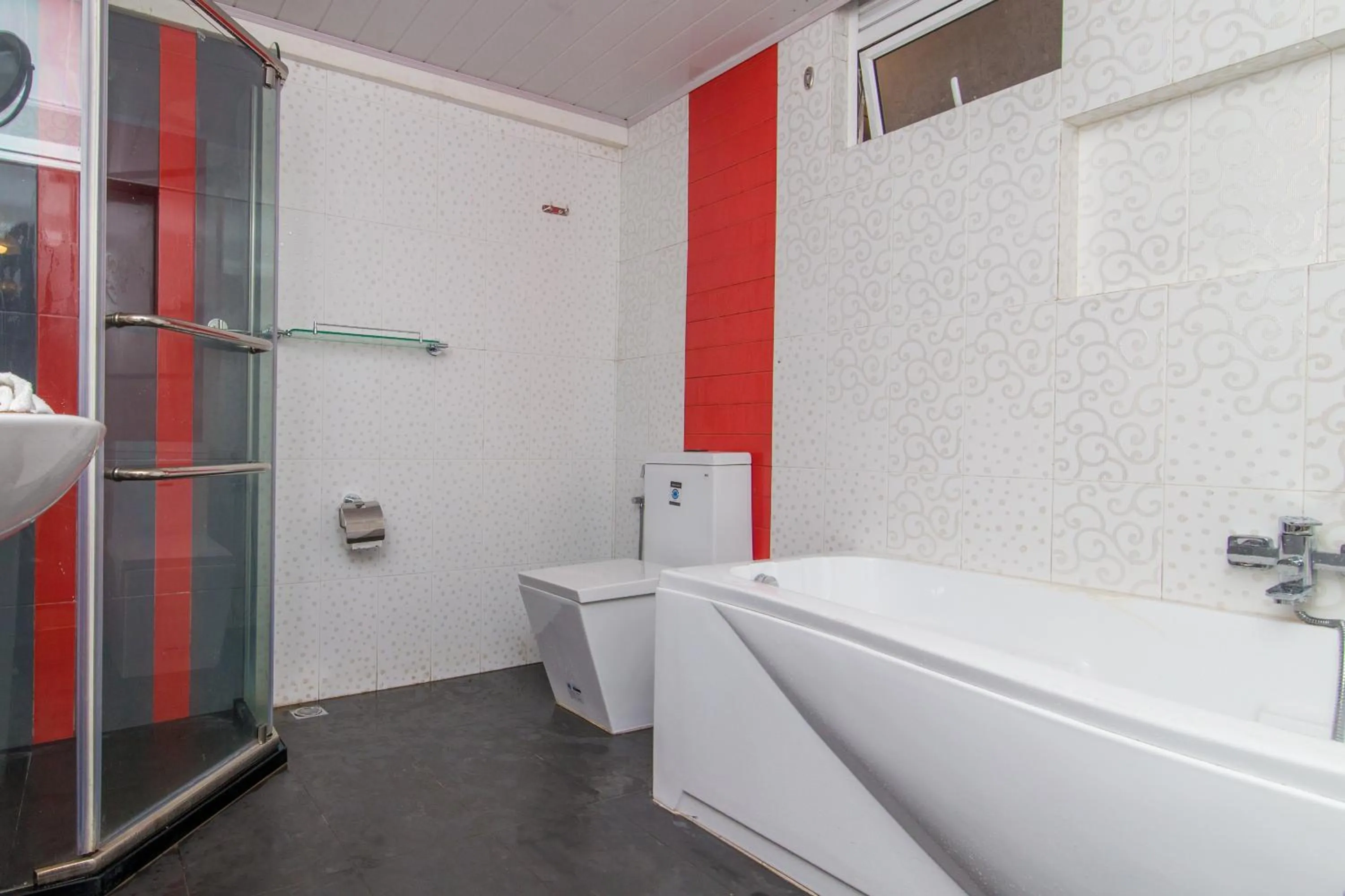 Hot Tub in The Forest and Lake by Schofieldshire