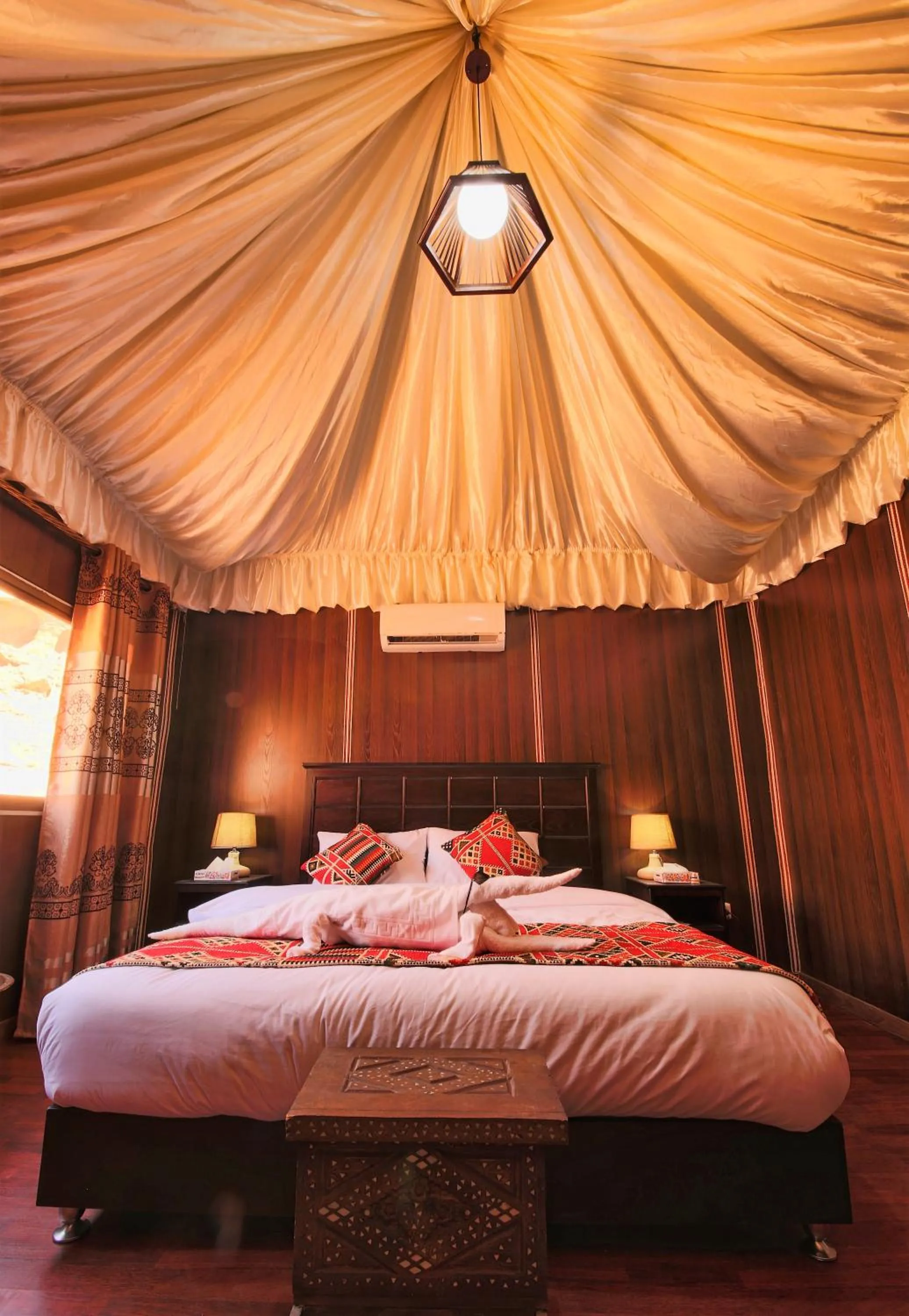 Bed in Mazayen Rum Camp