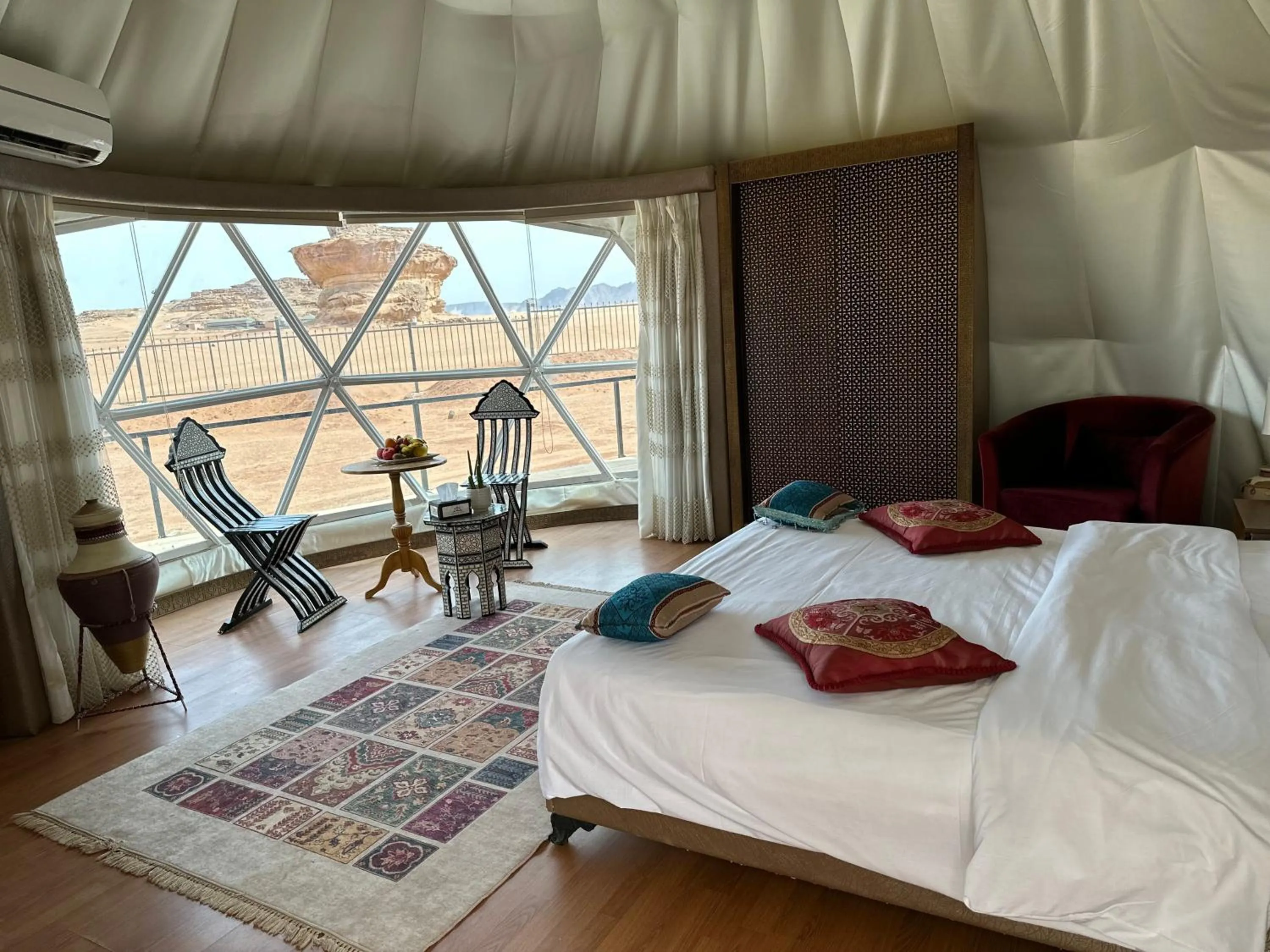 Bed in Mazayen Rum Camp